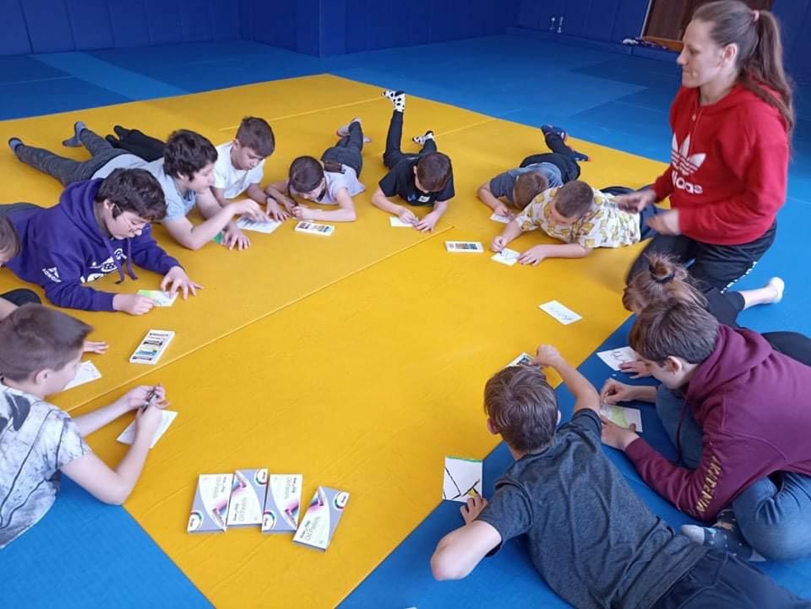 Zdjęcie w galerii na portalu naszwodzislaw.com: Warsztaty socjoterapeutyczne w Akademii Top Team wiadomości z regionu