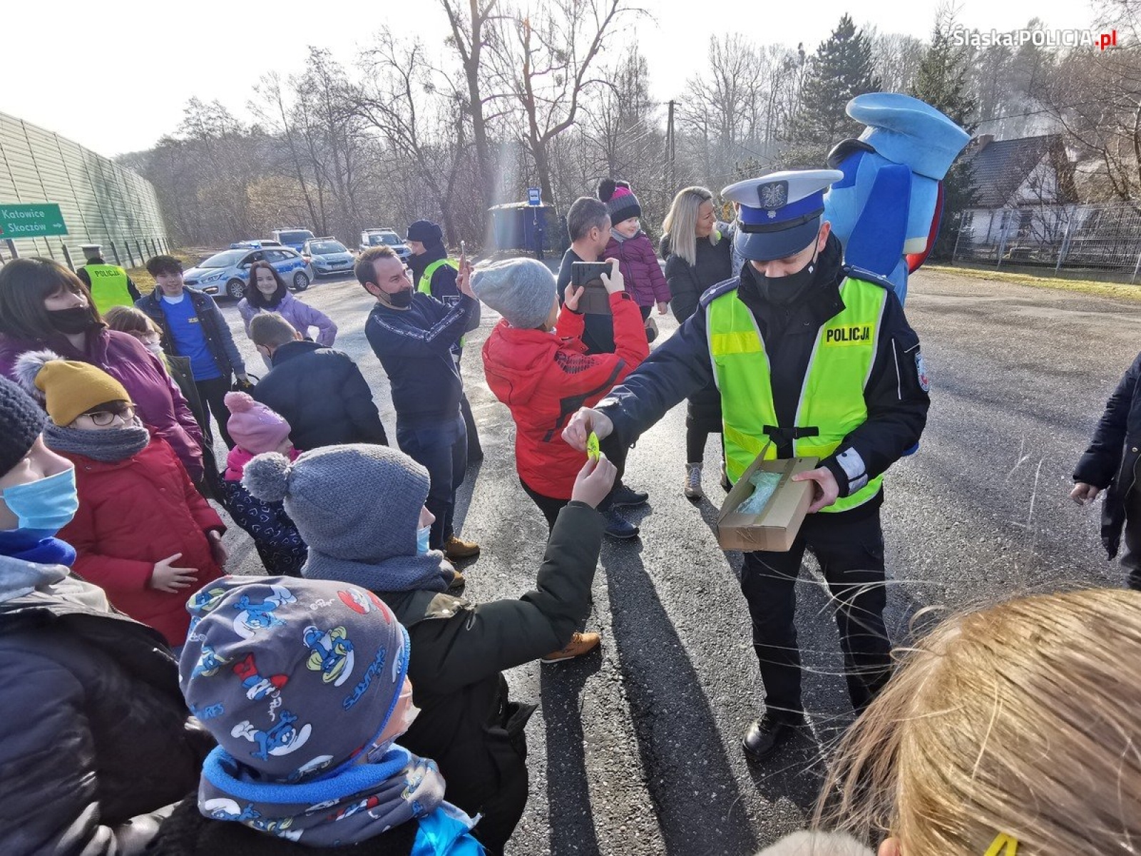 Zdjęcie w galerii na portalu naszwodzislaw.com: Bezpieczny początek ferii na Śląsku wiadomości z regionu