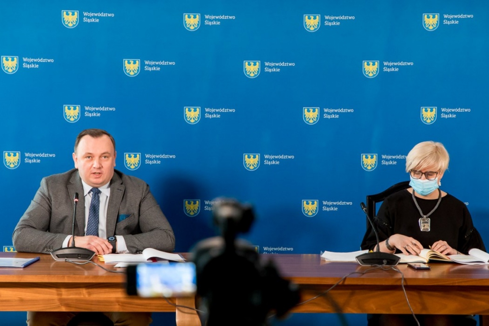 Zdjęcie w galerii na portalu naszwodzislaw.com: Nielegalne składowiska odpadów tematem Wojewódzkiej Rady Dialogu Społecznego wiadomości z regionu