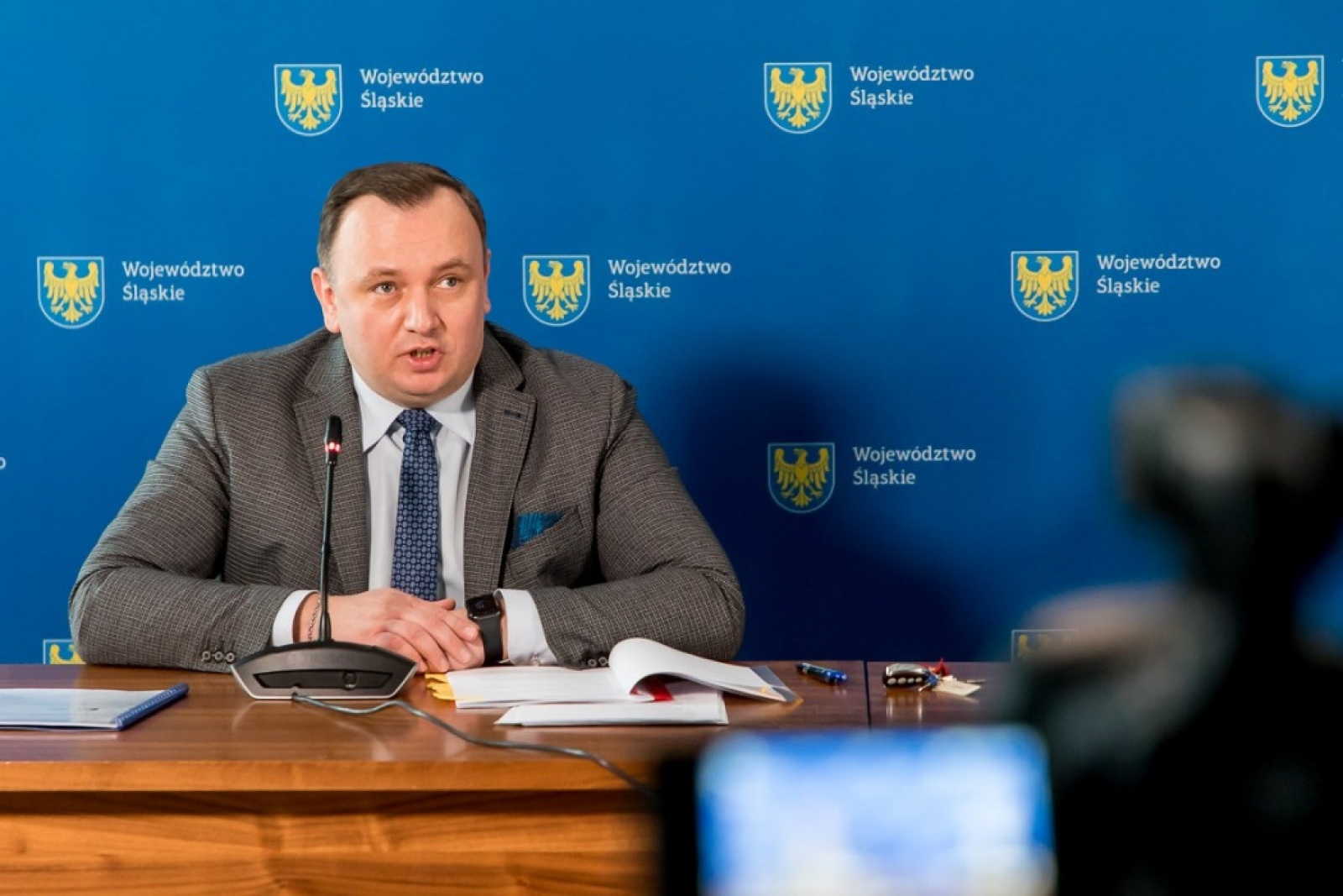 Zdjęcie w galerii na portalu naszwodzislaw.com: Nielegalne składowiska odpadów tematem Wojewódzkiej Rady Dialogu Społecznego wiadomości z regionu