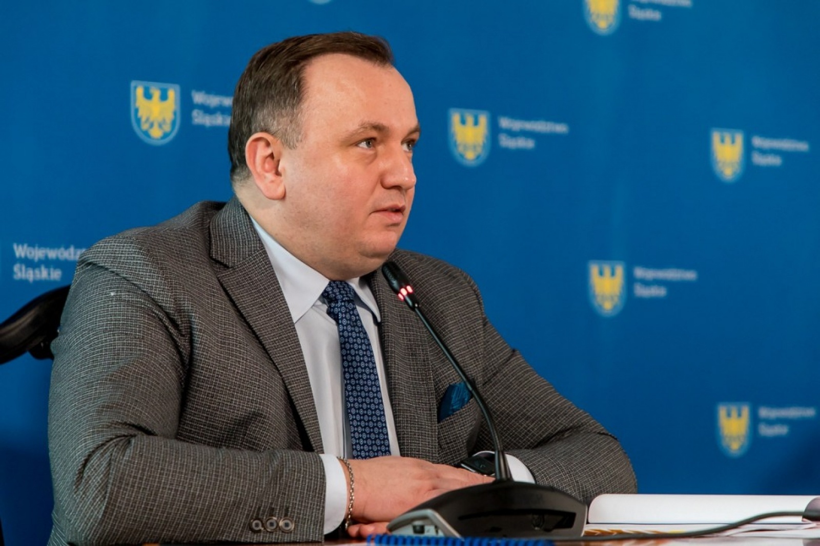 Zdjęcie w galerii na portalu naszwodzislaw.com: Nielegalne składowiska odpadów tematem Wojewódzkiej Rady Dialogu Społecznego wiadomości z regionu