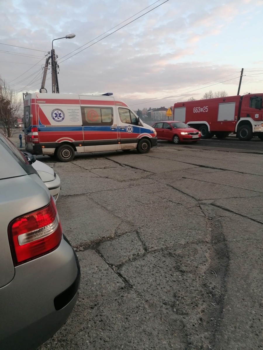 Zdjęcie w galerii na portalu naszwodzislaw.com: Zderzenie opla i motocykla w Pszowie wiadomości z regionu