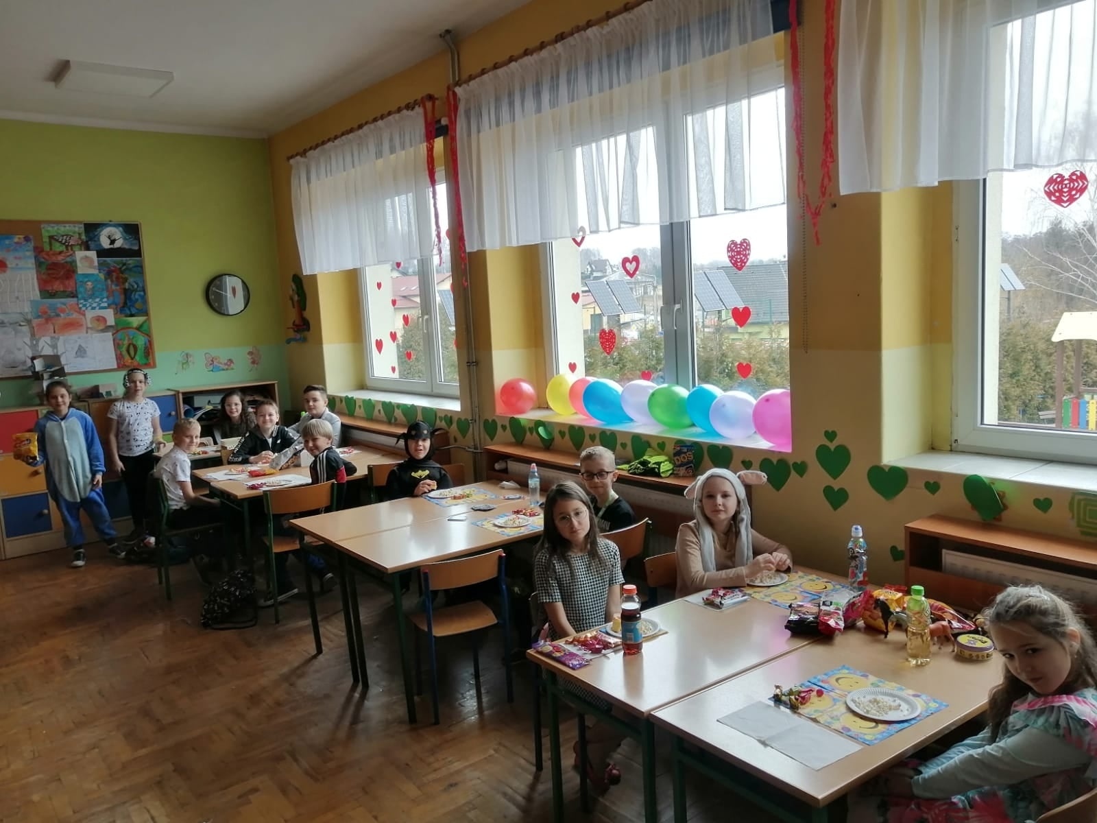 Zdjęcie w galerii na portalu naszwodzislaw.com: Karnawałowy zawrót głowy w SP 16 wiadomości z regionu