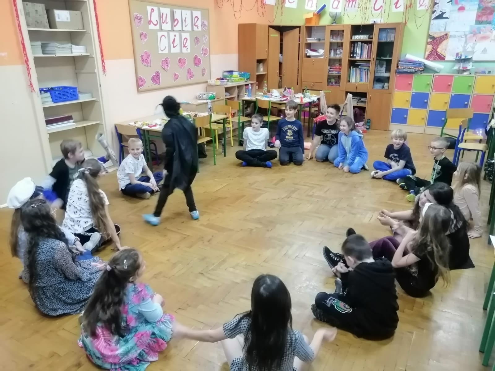 Zdjęcie w galerii na portalu naszwodzislaw.com: Karnawałowy zawrót głowy w SP 16 wiadomości z regionu