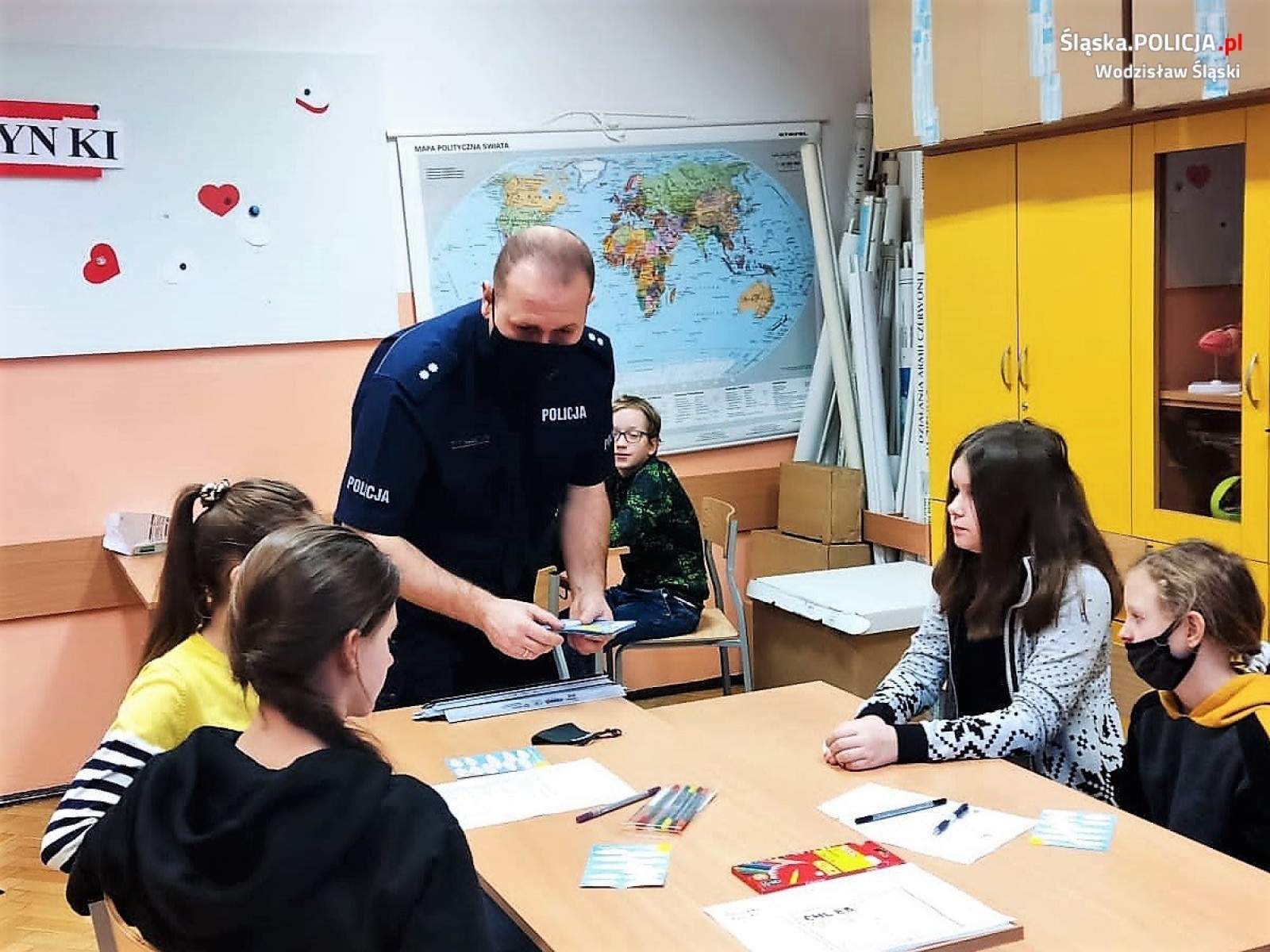 Zdjęcie w galerii na portalu naszwodzislaw.com: Bezpieczne ferie w wodzisławską policją wiadomości z regionu