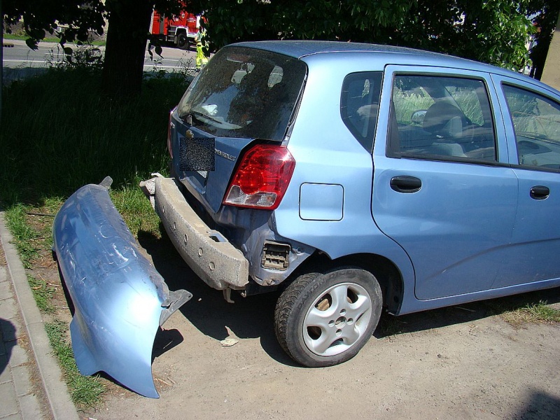 Zdjęcie w galerii na portalu naszwodzislaw.com: Stłuczka trzech aut na Rybnickiej wiadomości z regionu
