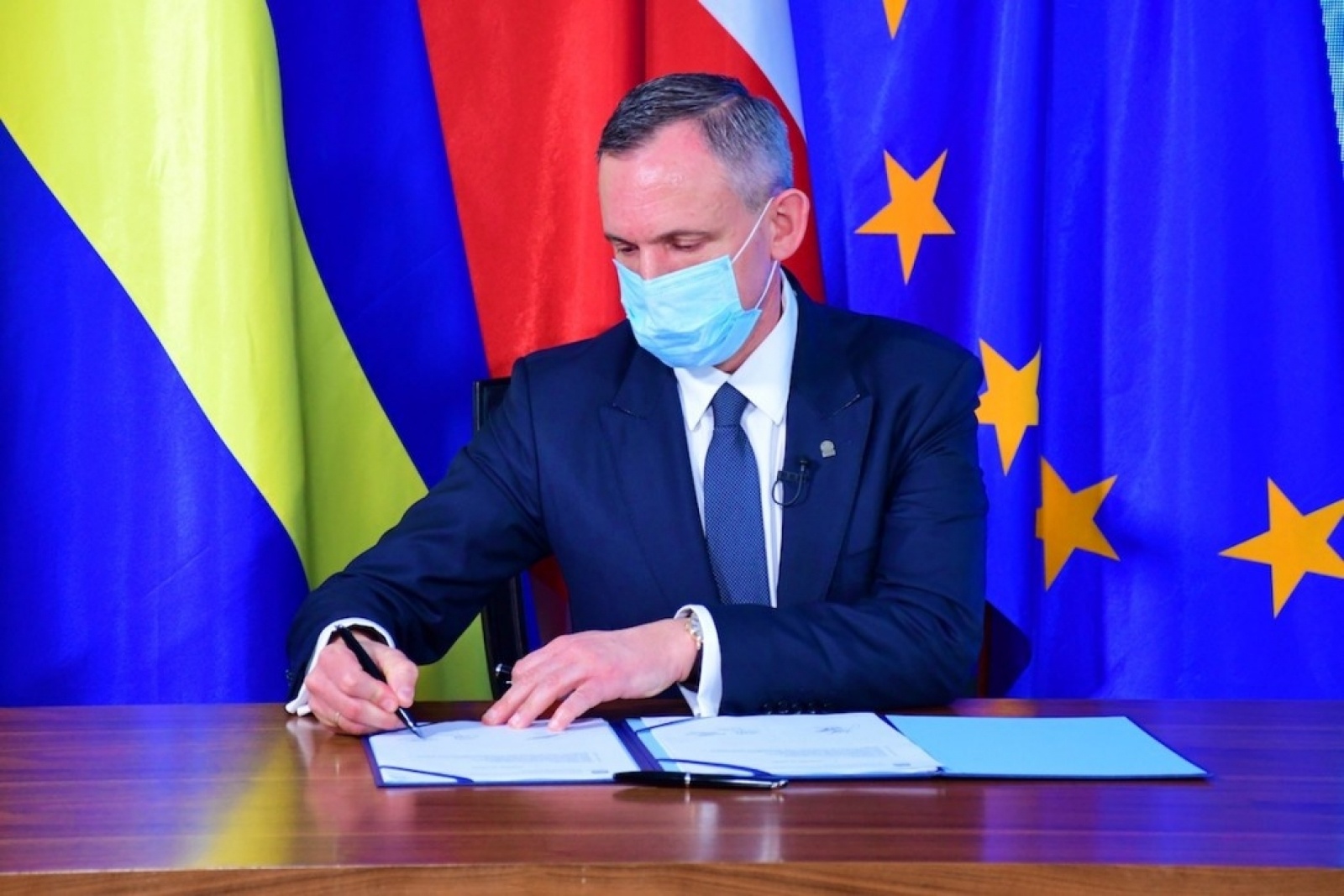 Zdjęcie w galerii na portalu naszwodzislaw.com: NFOŚiGW przekaże blisko 26 mln zł dotacji dla Województwa Śląskiego na wdrażanie Programu ochrony powietrza w ramach unijnego projektu LIFE wiadomości z regionu