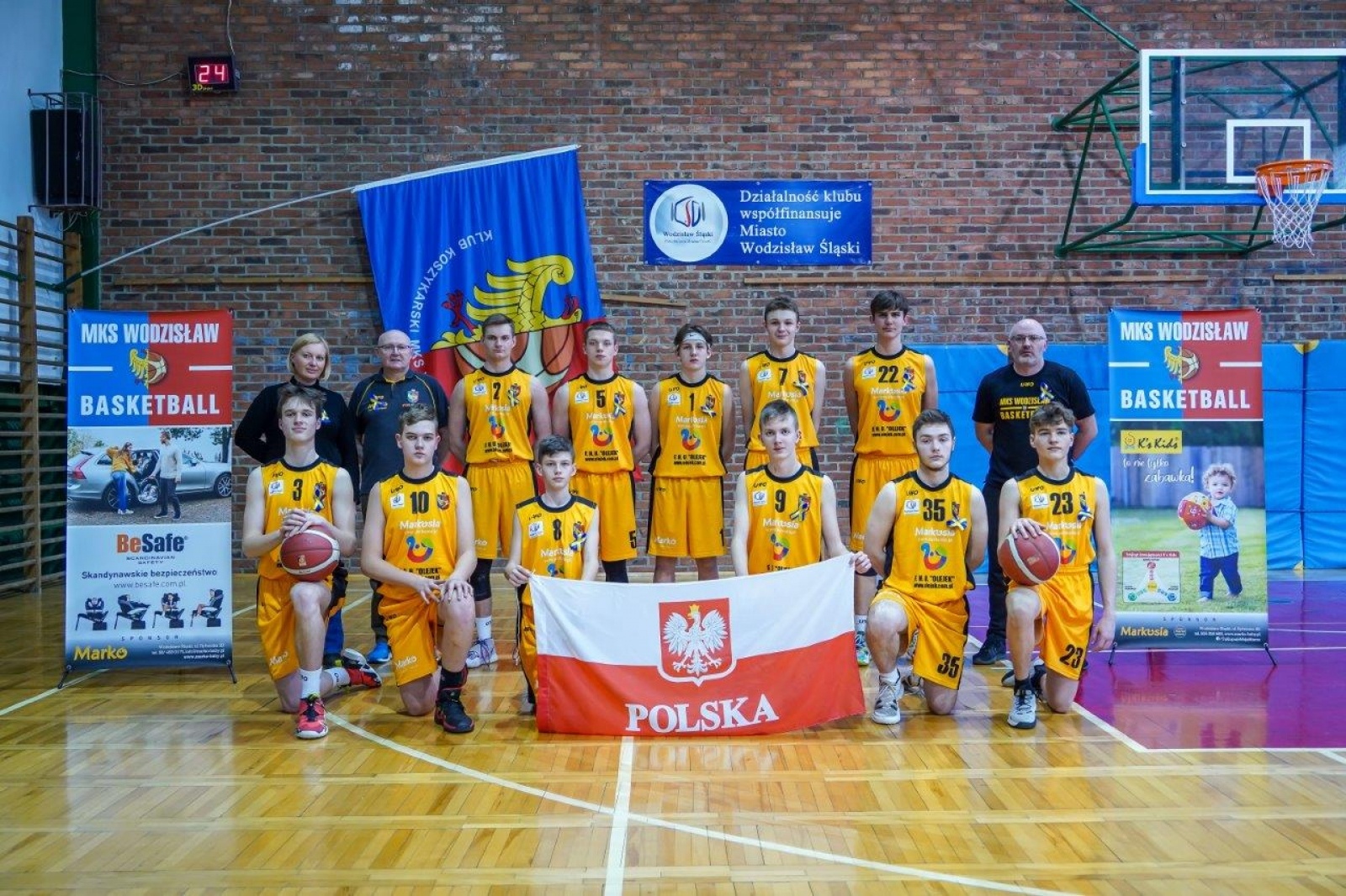 Zdjęcie w galerii na portalu naszwodzislaw.com: Wodzisławscy koszykarze górą nad Opolem wiadomości z regionu