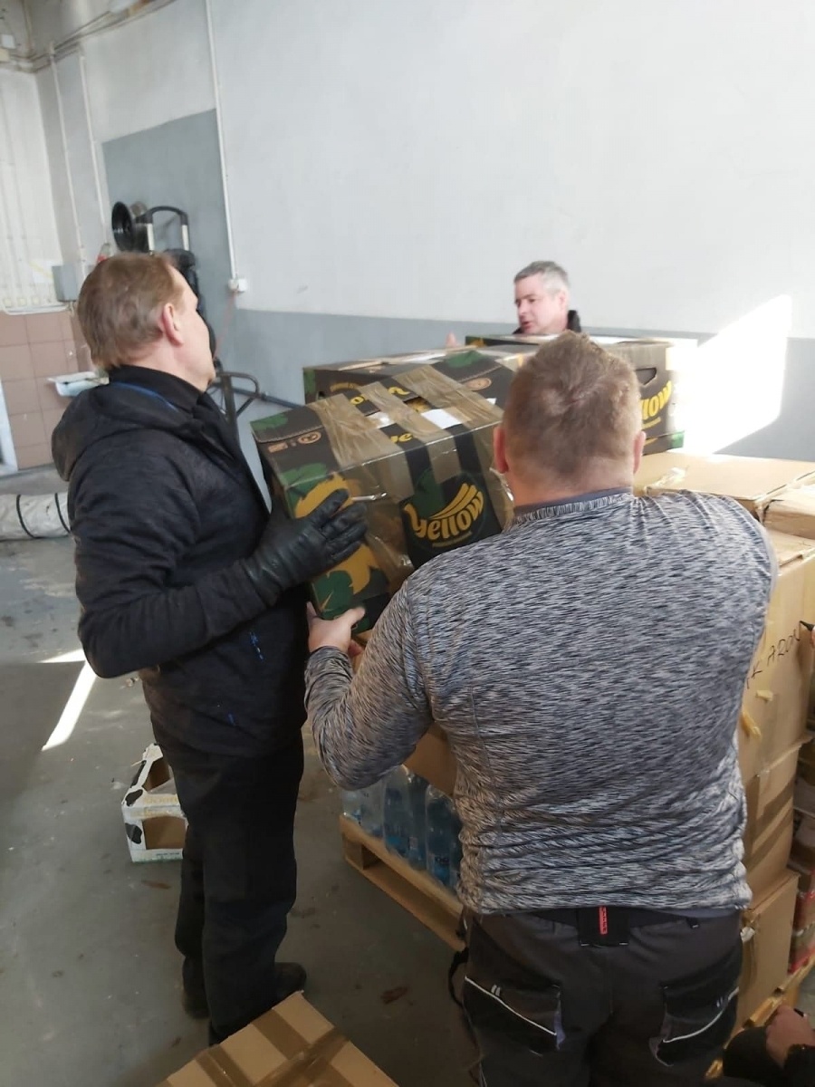 Zdjęcie w galerii na portalu naszwodzislaw.com: Pierwsza partia pomocy humanitarnej już wkrótce trafi do obywateli Ukrainy wiadomości z regionu