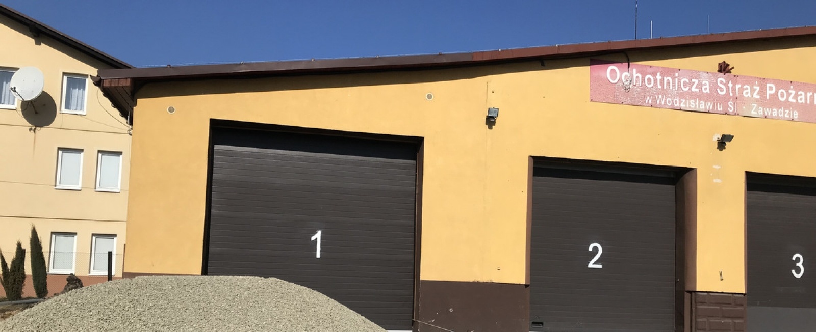 Zdjęcie w galerii na portalu naszwodzislaw.com: Trwają prace termomodernizacyjne w OSP Zawada wiadomości z regionu