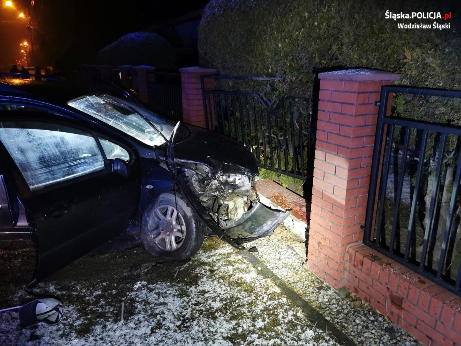 Zdjęcie w galerii na portalu naszwodzislaw.com: Policyjny pościg ulicami Pszowa wiadomości z regionu