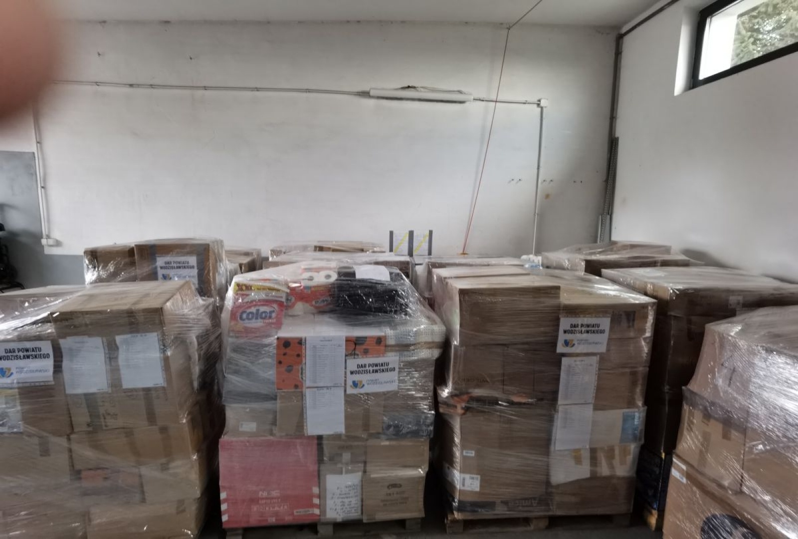 Zdjęcie w galerii na portalu naszwodzislaw.com: Pierwszy transport pomocy dla uchodźców już w drodze [FOTO] wiadomości z regionu