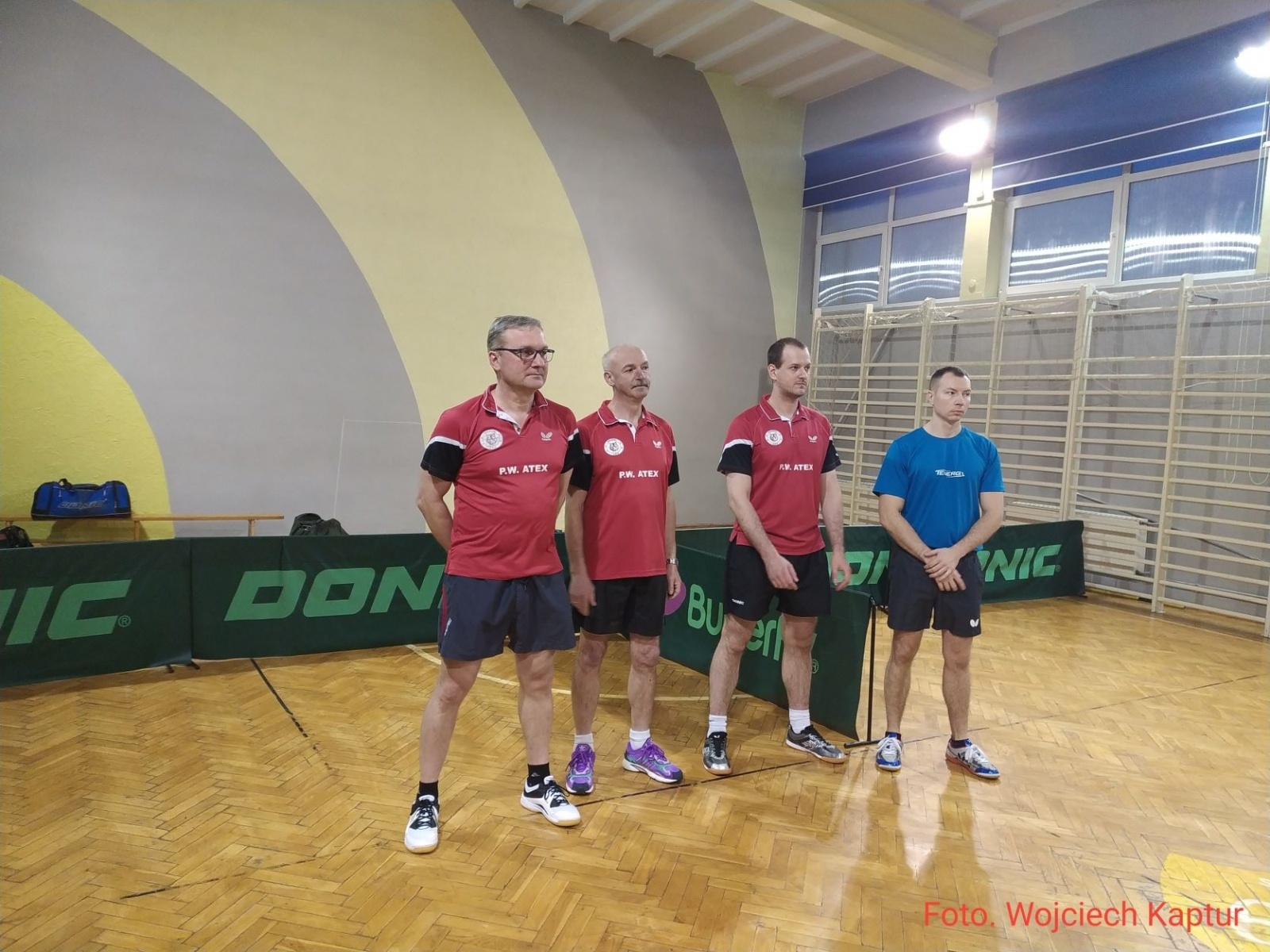 Zdjęcie w galerii na portalu naszwodzislaw.com: Wilki z Wilczy niestraszne tenisistom Relaksu wiadomości z regionu