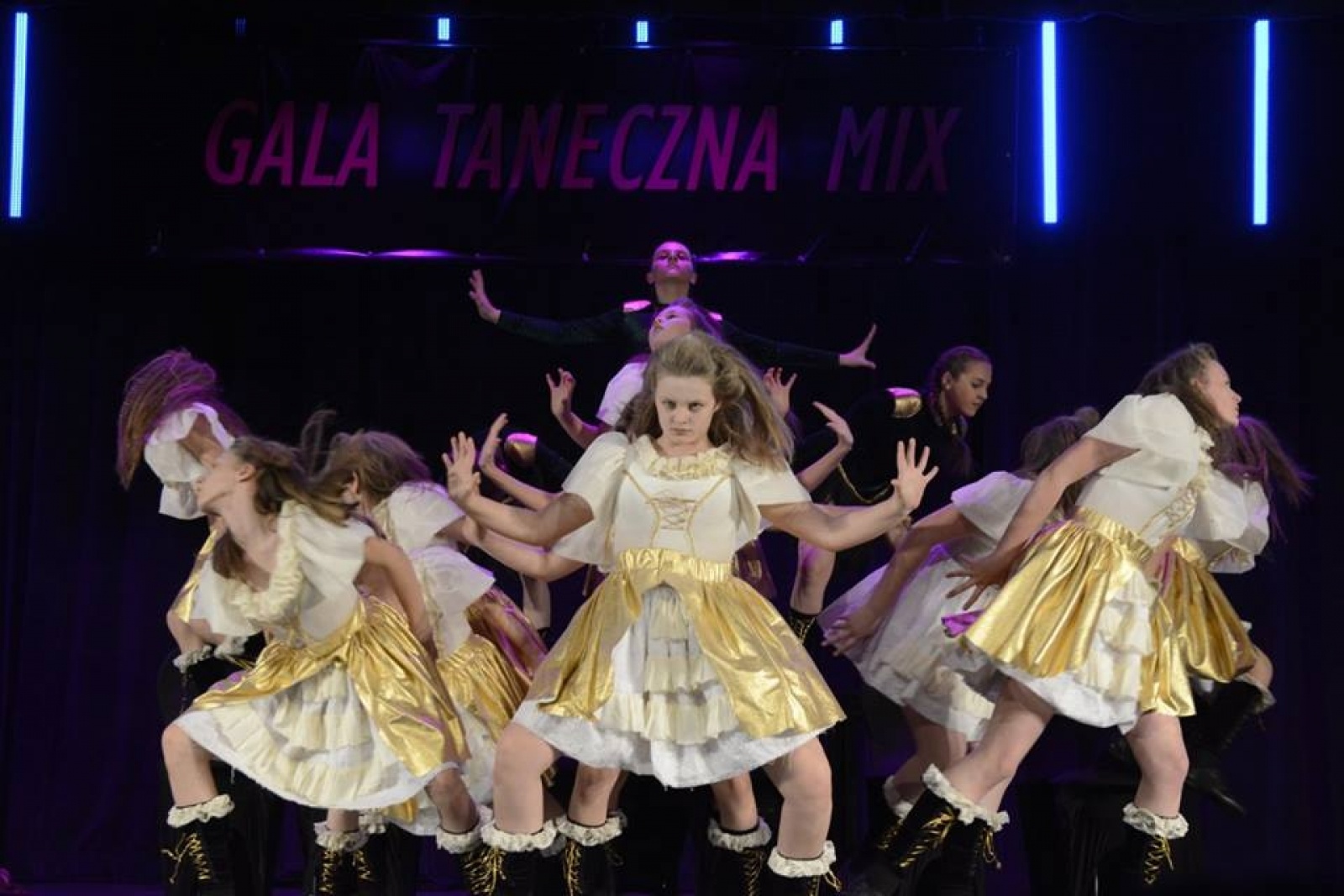 Zdjęcie w galerii na portalu naszwodzislaw.com: 20. Wodzisławska Gala Taneczna MIX wiadomości z regionu