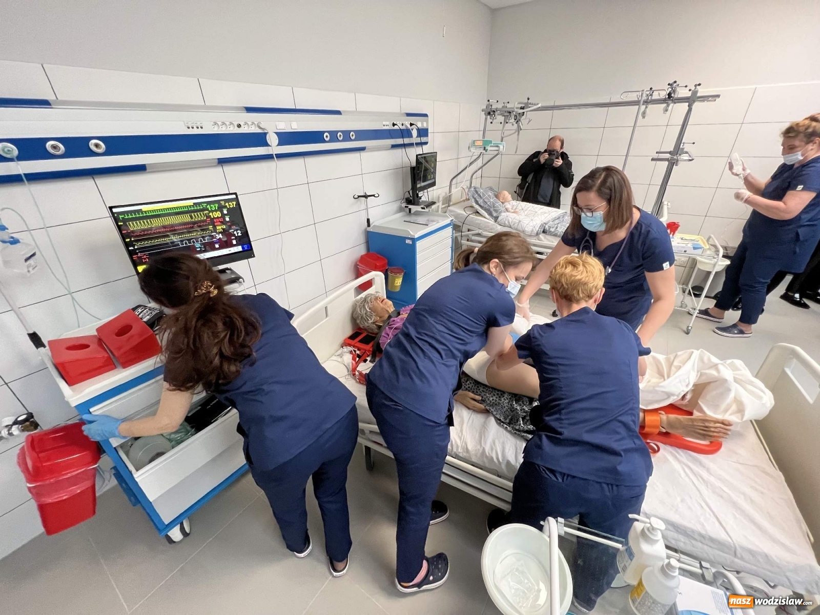 Zdjęcie w galerii na portalu naszwodzislaw.com: Kształcenie pielęgniarek w Raciborzu wkroczyło w nowy wymiar wiadomości z regionu