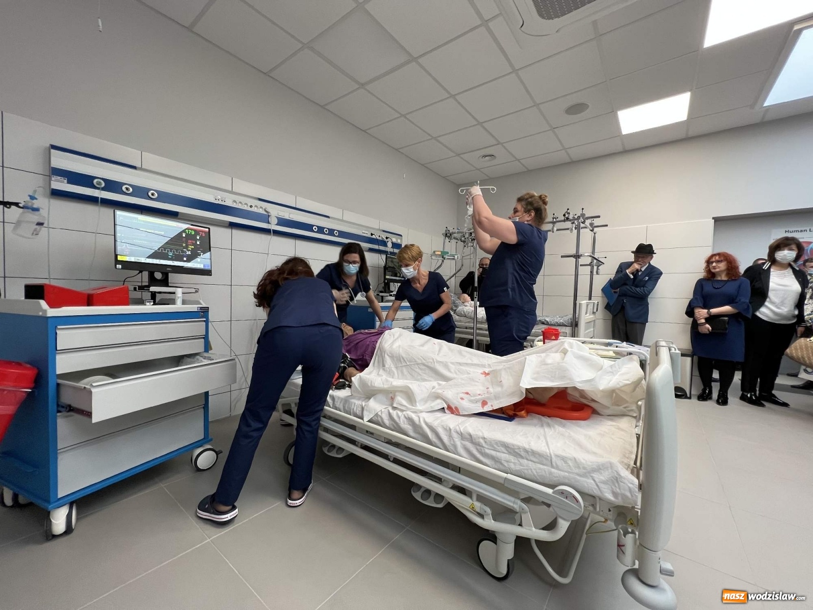 Zdjęcie w galerii na portalu naszwodzislaw.com: Kształcenie pielęgniarek w Raciborzu wkroczyło w nowy wymiar wiadomości z regionu