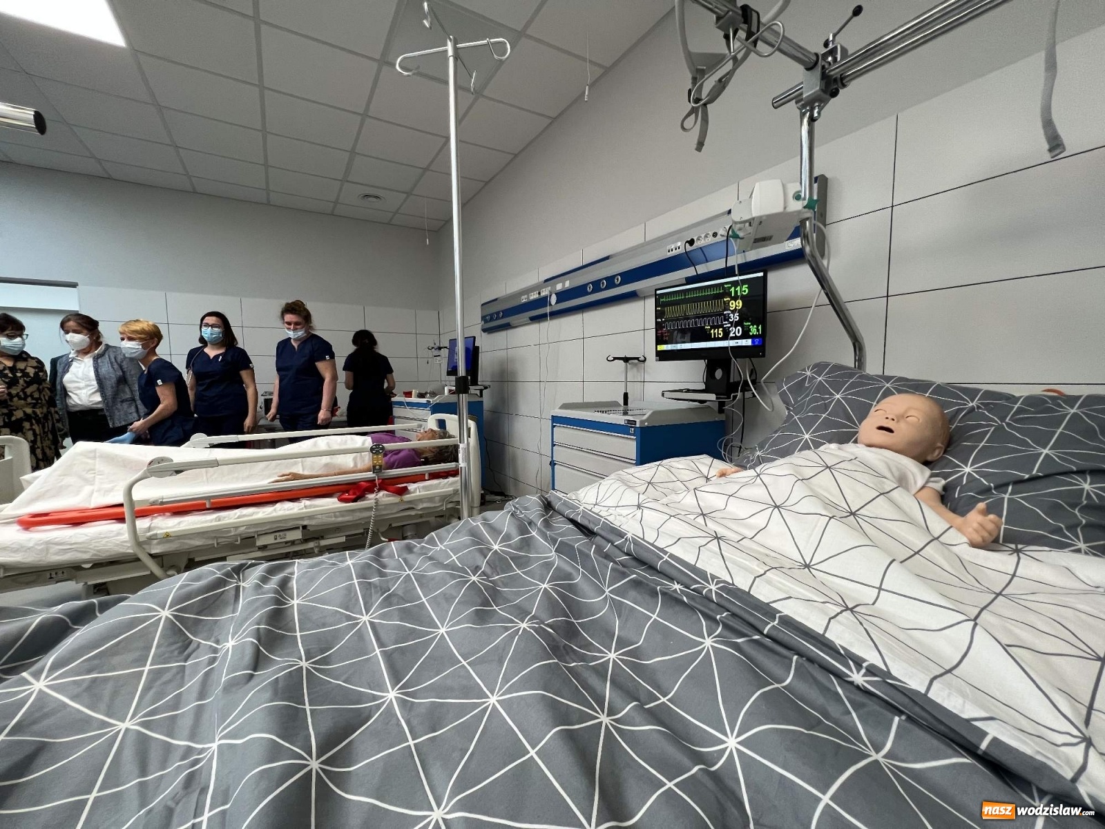 Zdjęcie w galerii na portalu naszwodzislaw.com: Kształcenie pielęgniarek w Raciborzu wkroczyło w nowy wymiar wiadomości z regionu