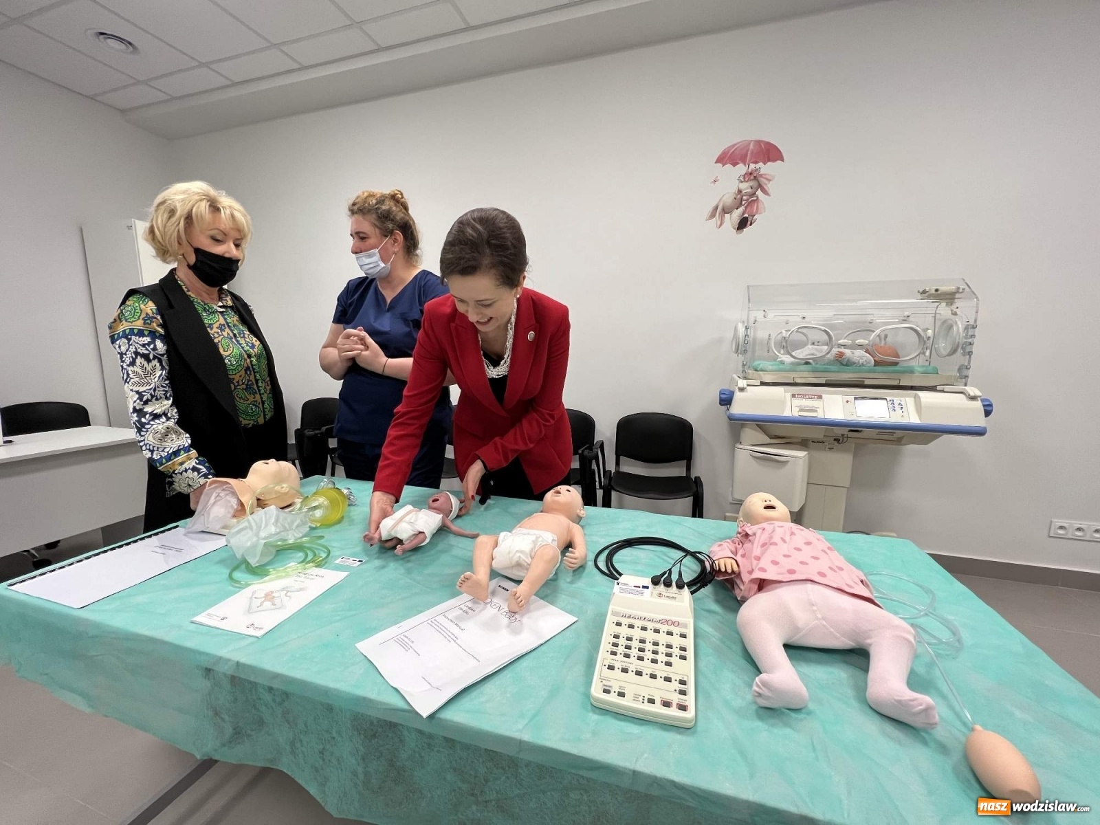 Zdjęcie w galerii na portalu naszwodzislaw.com: Kształcenie pielęgniarek w Raciborzu wkroczyło w nowy wymiar wiadomości z regionu