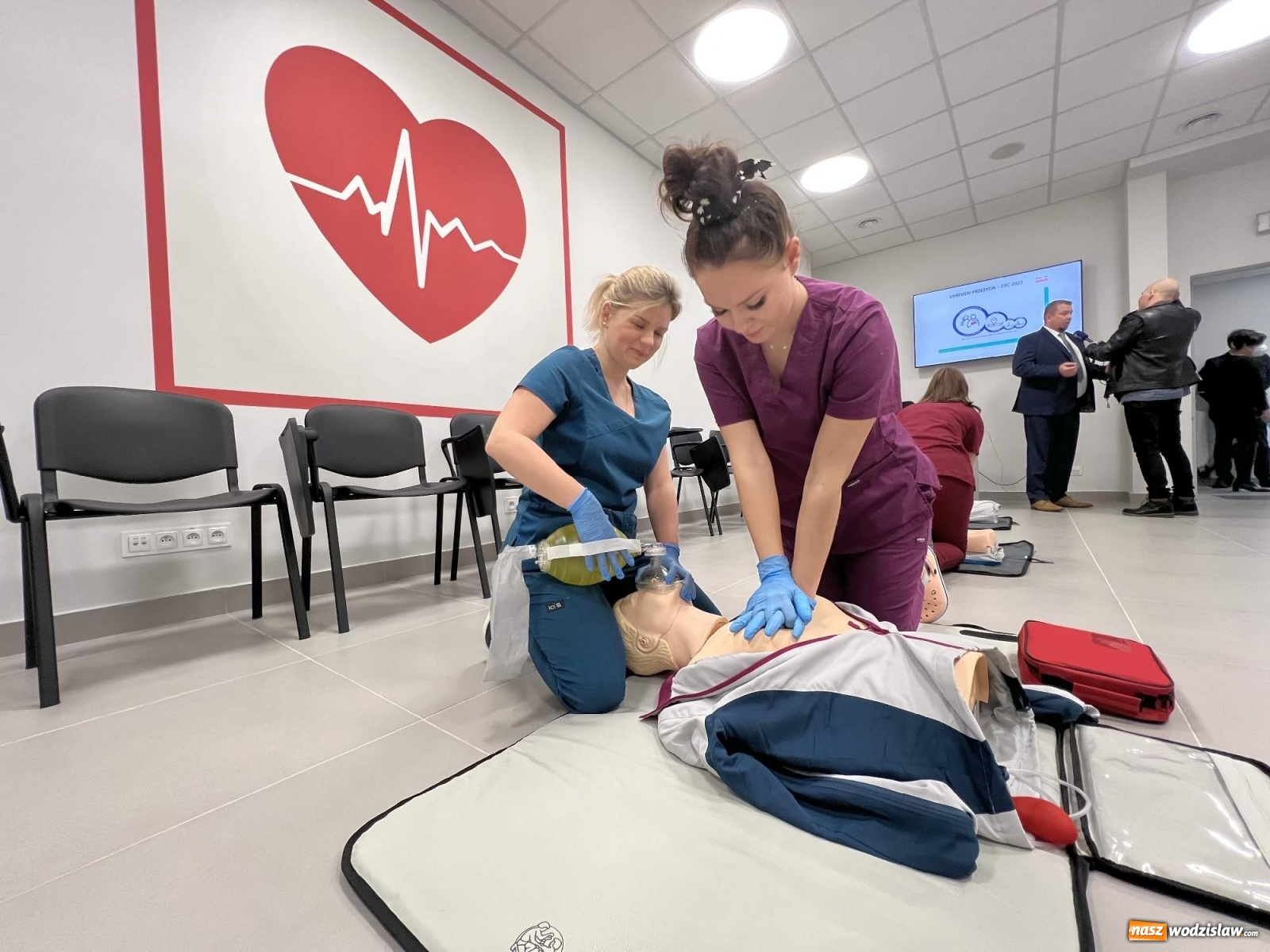 Zdjęcie w galerii na portalu naszwodzislaw.com: Kształcenie pielęgniarek w Raciborzu wkroczyło w nowy wymiar wiadomości z regionu