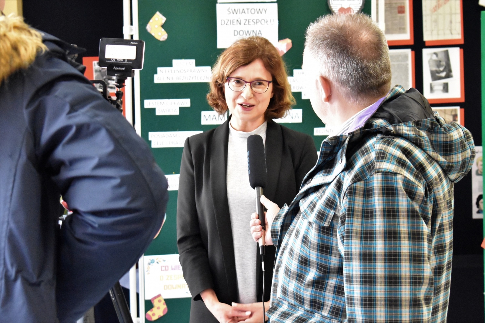 Zdjęcie w galerii na portalu naszwodzislaw.com: Fundacja JSW wsparła szkoły w Skrzyszowie i Krostoszowicach wiadomości z regionu