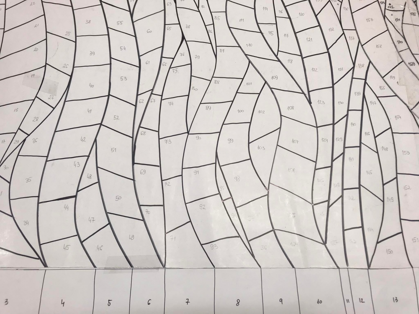 Zdjęcie w galerii na portalu naszwodzislaw.com: Ławeczki z mozaiką stanęły przy WCK [FOTO] wiadomości z regionu