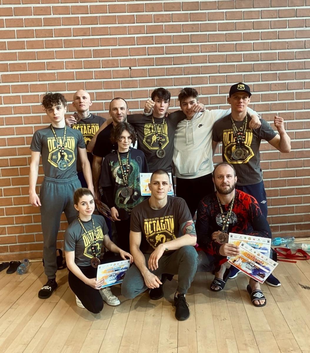 Zdjęcie w galerii na portalu naszwodzislaw.com: Mistrzostwa Śląska w ju jitsu. Worek medali zawodników Octagonu wiadomości z regionu