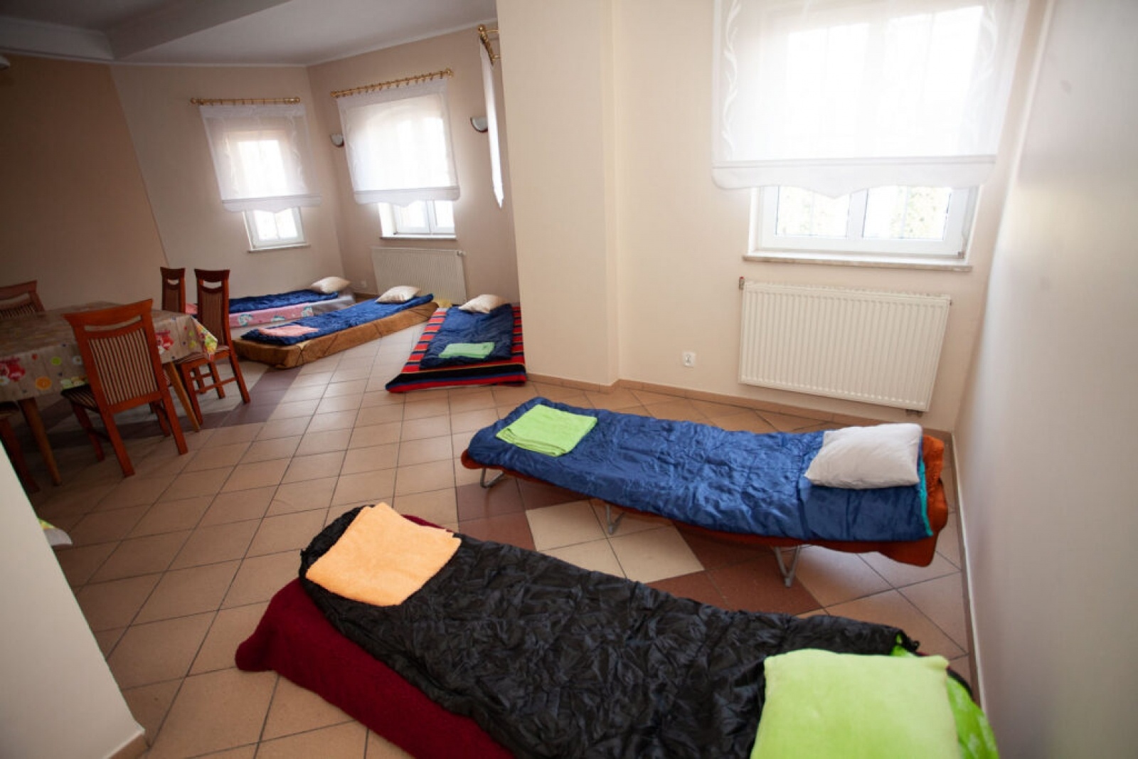 Zdjęcie w galerii na portalu naszwodzislaw.com: Radlin. Kolejne miejsca dla uchodźców przygotowane wiadomości z regionu