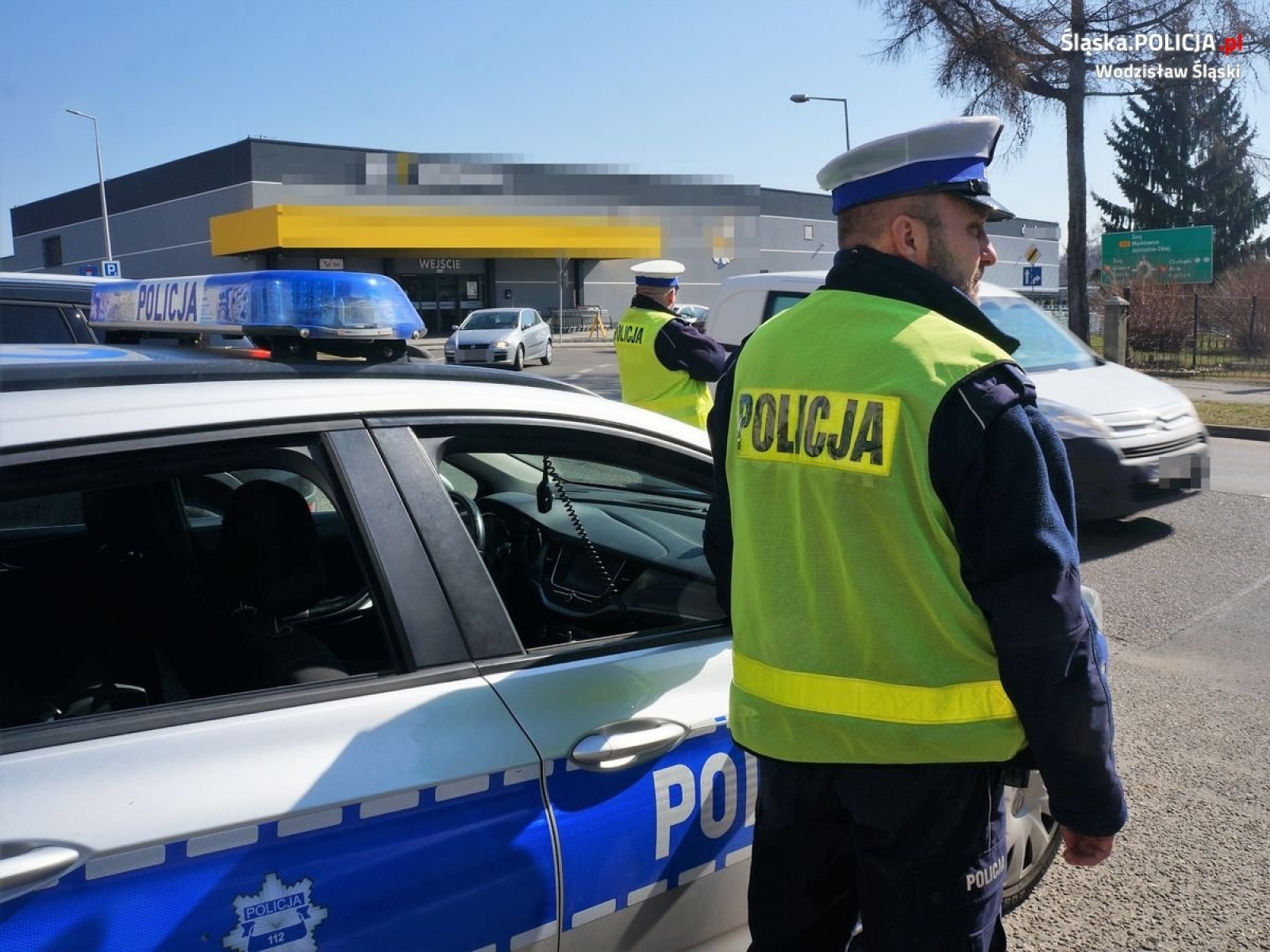 Zdjęcie w galerii na portalu naszwodzislaw.com: Piesi pod czujnym okiem policjantów wiadomości z regionu