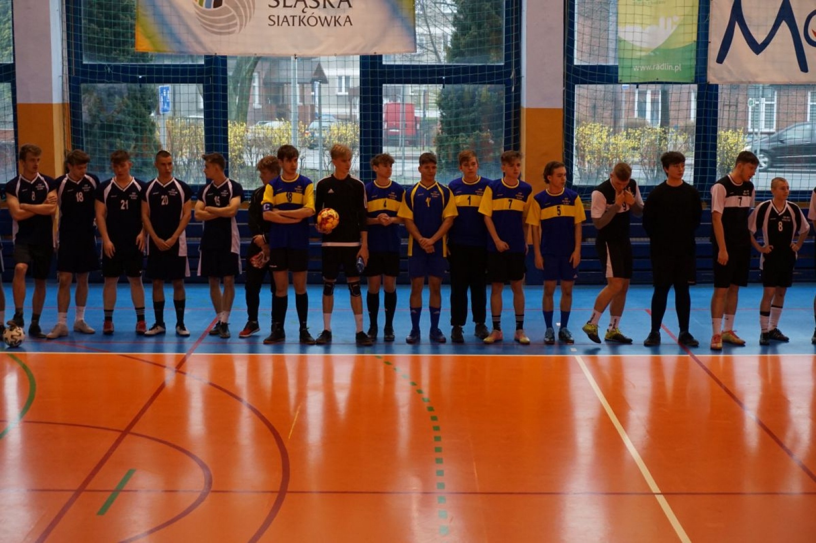 Zdjęcie w galerii na portalu naszwodzislaw.com: ZSP w Rydułtowach zwycięzcą turnieju o puchar starosty i burmistrza Radlina wiadomości z regionu