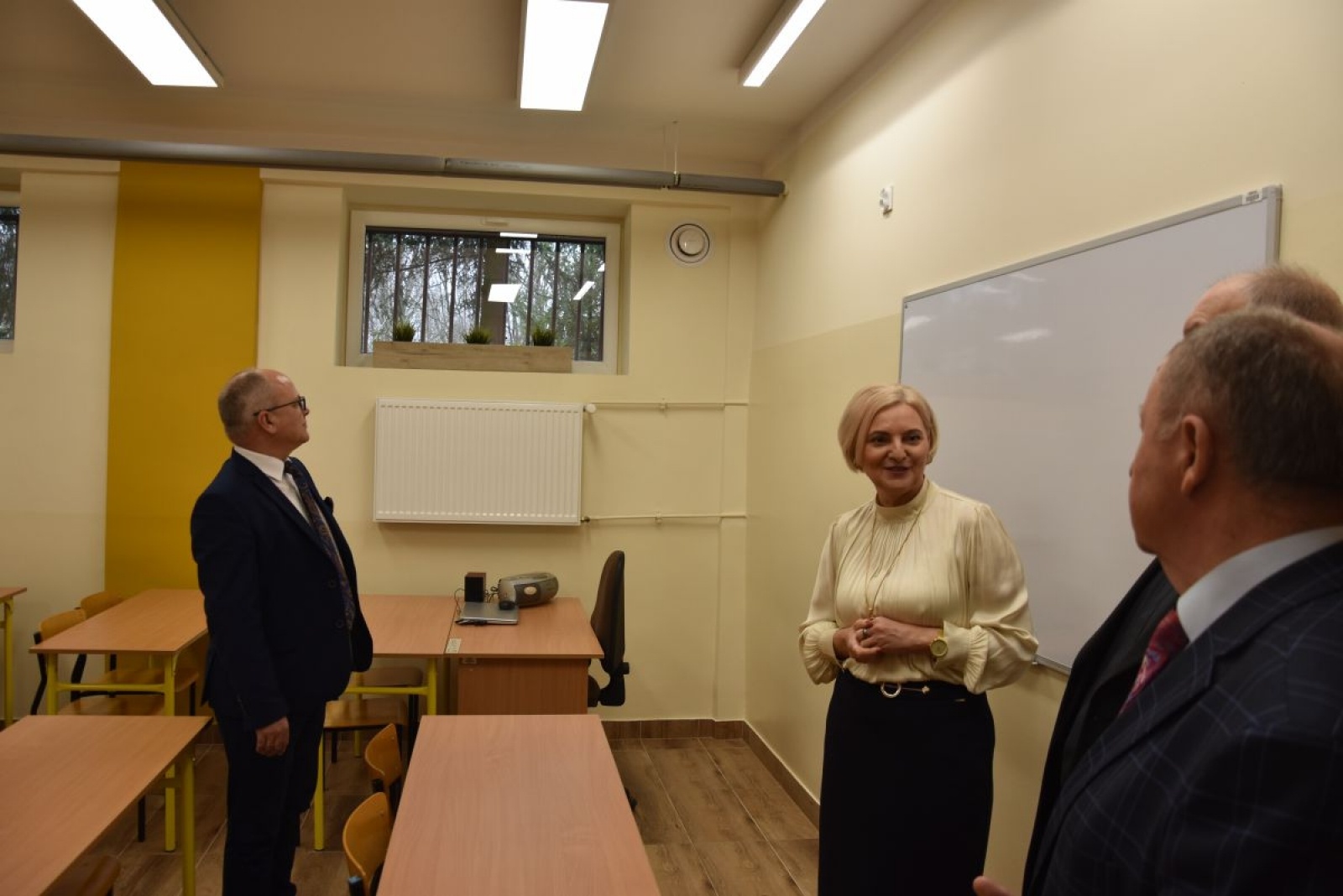 Zdjęcie w galerii na portalu naszwodzislaw.com: W Ekonomiku oficjalnie oddano do użytku wyremontowaną część szkoły [FOTO i WIDEO] wiadomości z regionu