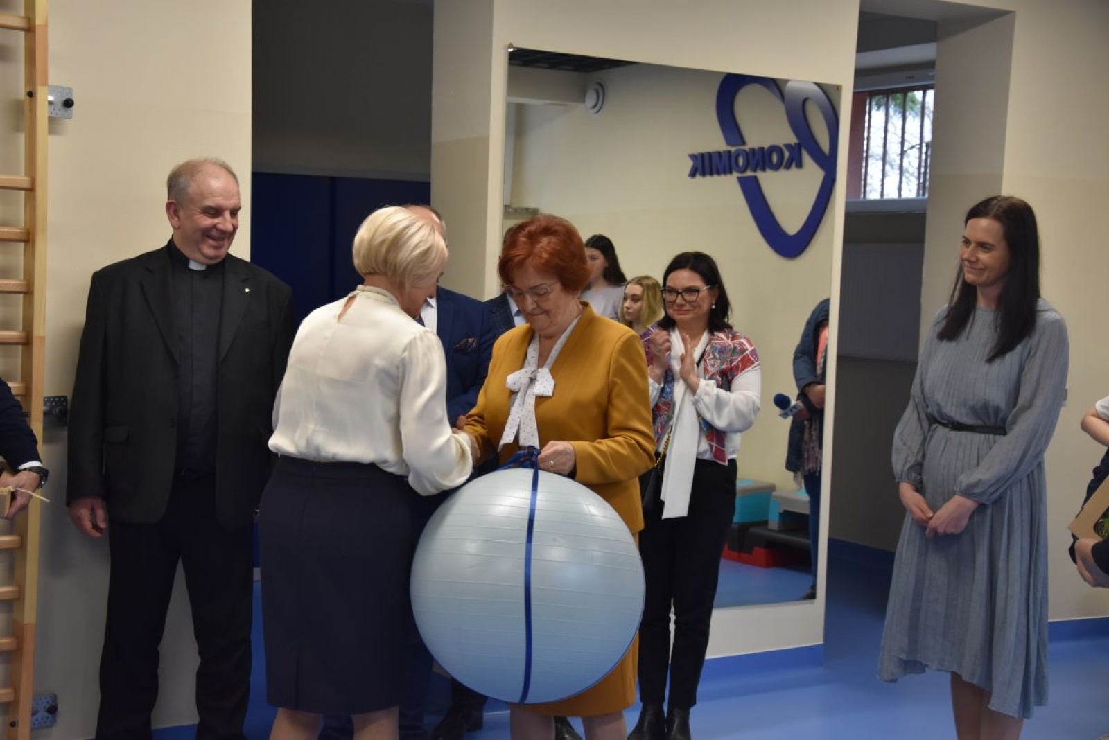 Zdjęcie w galerii na portalu naszwodzislaw.com: W Ekonomiku oficjalnie oddano do użytku wyremontowaną część szkoły [FOTO i WIDEO] wiadomości z regionu