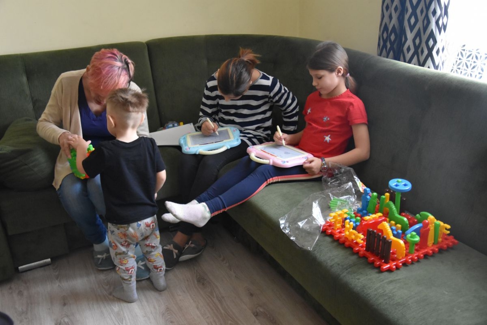 Zdjęcie w galerii na portalu naszwodzislaw.com: Pierwsze narodzone ukraińskie dzieci w powiecie to bliźniaki. Odwiedził je starosta [FOTO] wiadomości z regionu