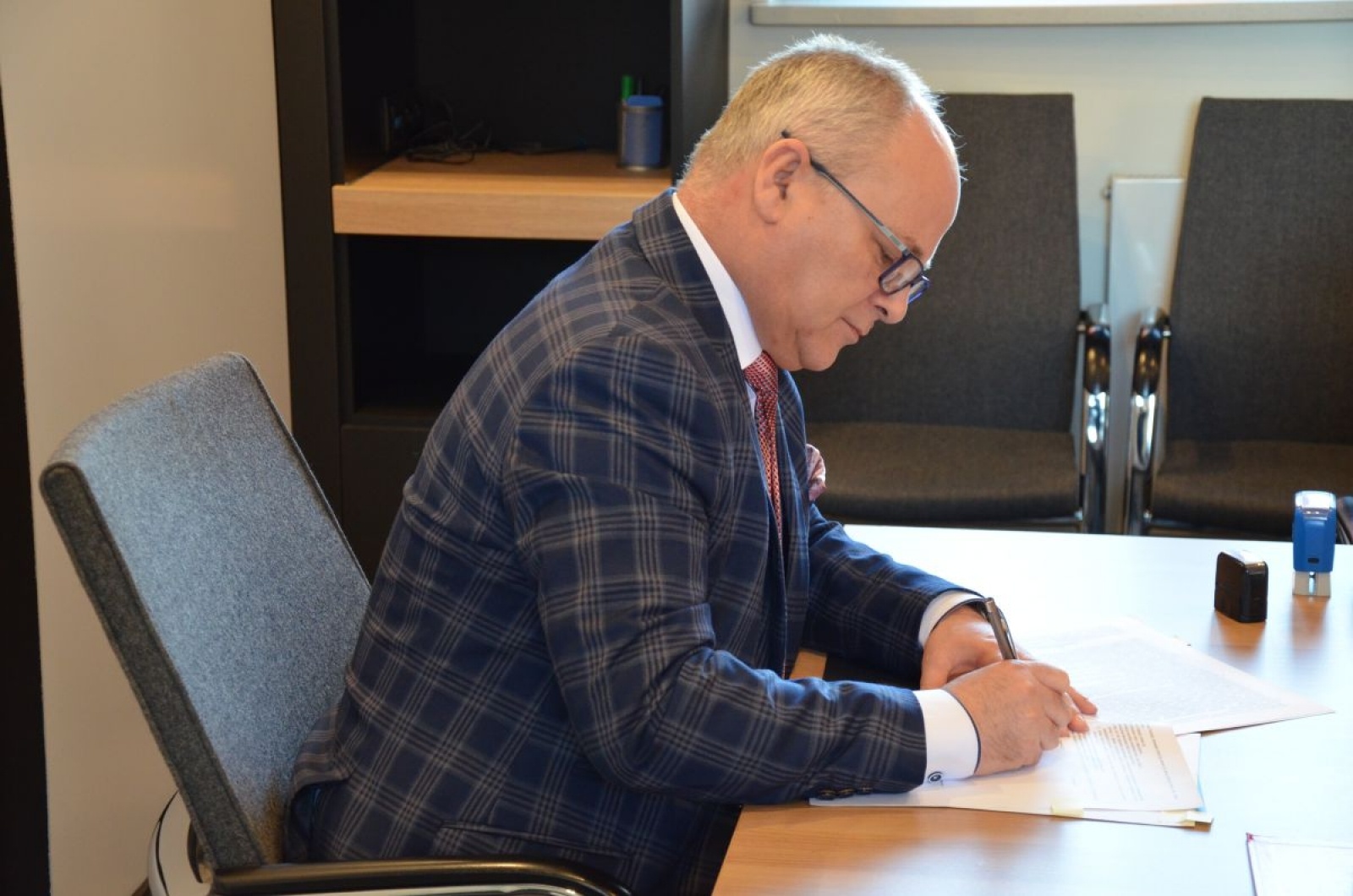 Zdjęcie w galerii na portalu naszwodzislaw.com: Kolejna inwestycja powiatu w kształcenie zawodowe wiadomości z regionu