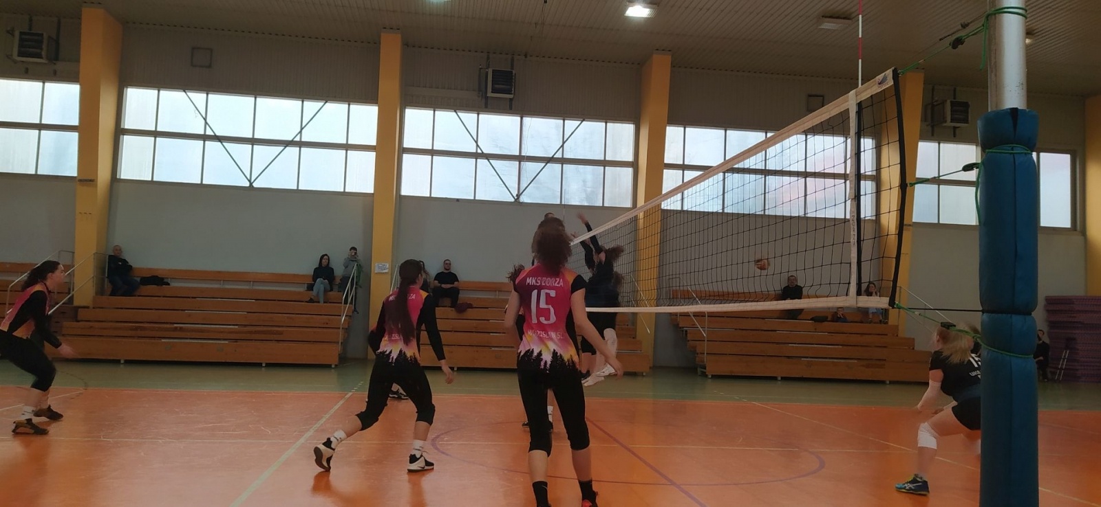 Zdjęcie w galerii na portalu naszwodzislaw.com: Waleczna Trójka lepsza od Zorzy wiadomości z regionu