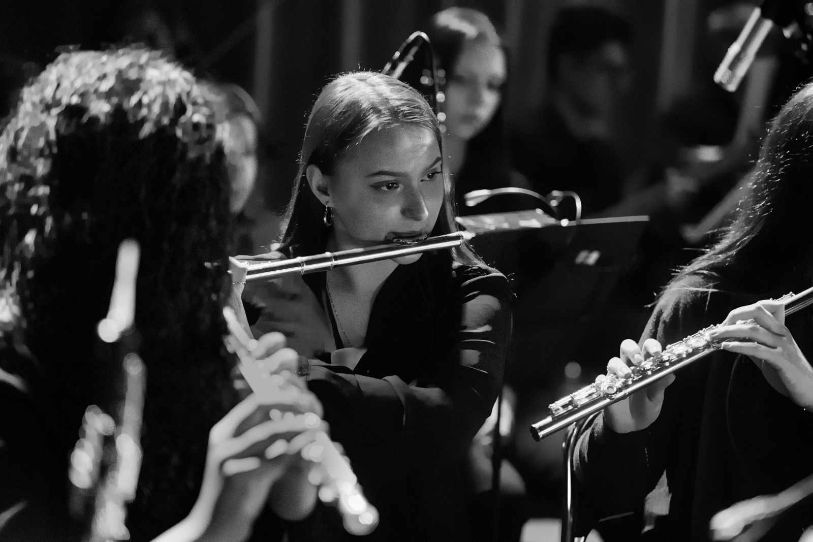 Zdjęcie w galerii na portalu naszwodzislaw.com: Wodzisławska Orkiestra Rozrywkowa z zespołem Feel dla Ukrainy wiadomości z regionu