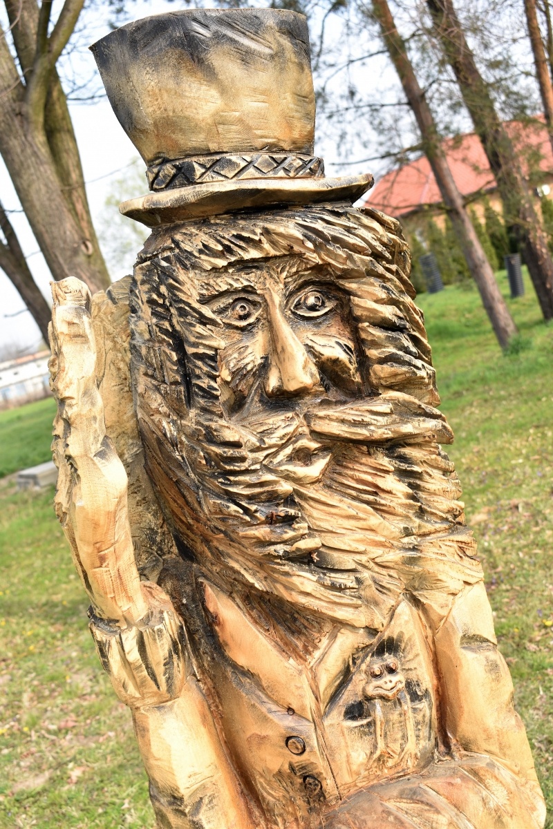 Zdjęcie w galerii na portalu naszwodzislaw.com: Utopce opanowały centrum Godowa wiadomości z regionu