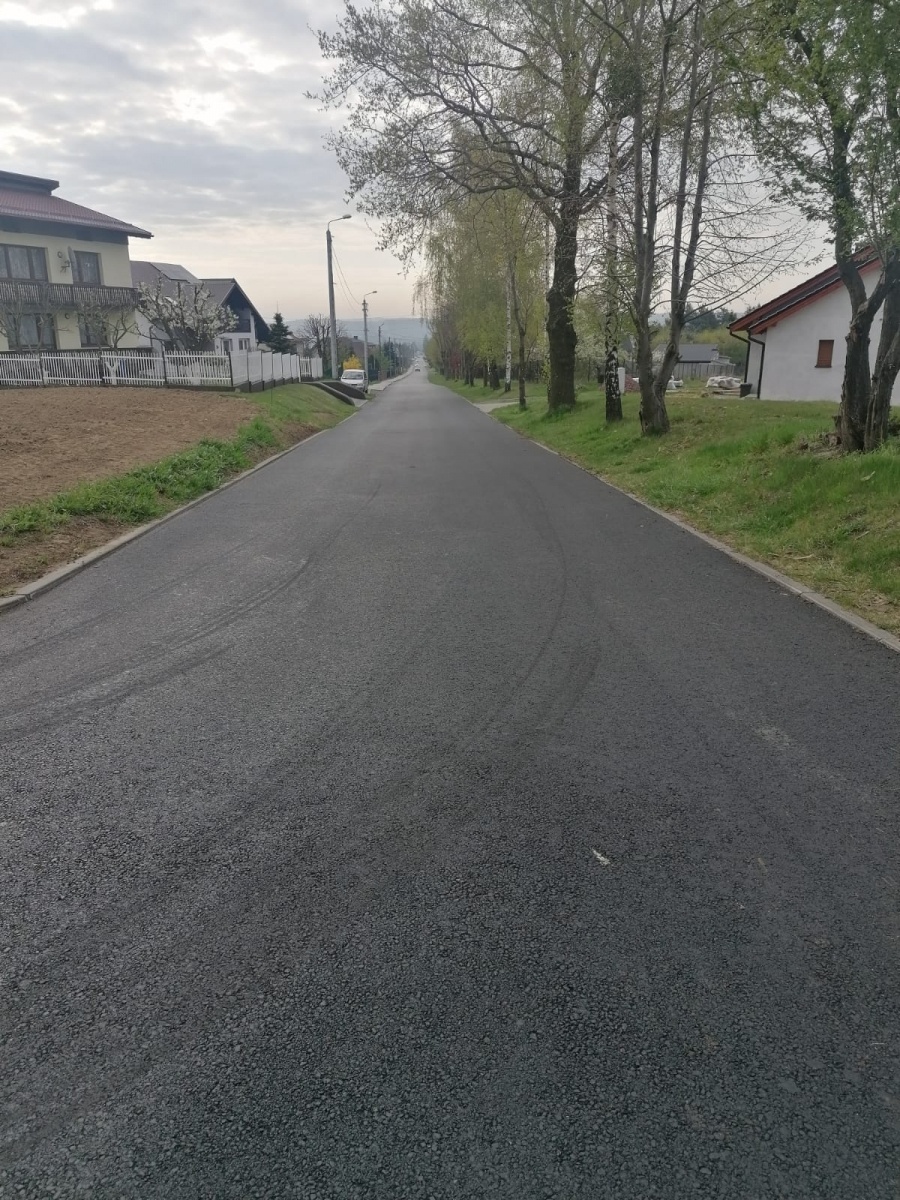 Zdjęcie w galerii na portalu naszwodzislaw.com: Przebudowa ul. Powstańców Śląskich w Syryni ukończona wiadomości z regionu