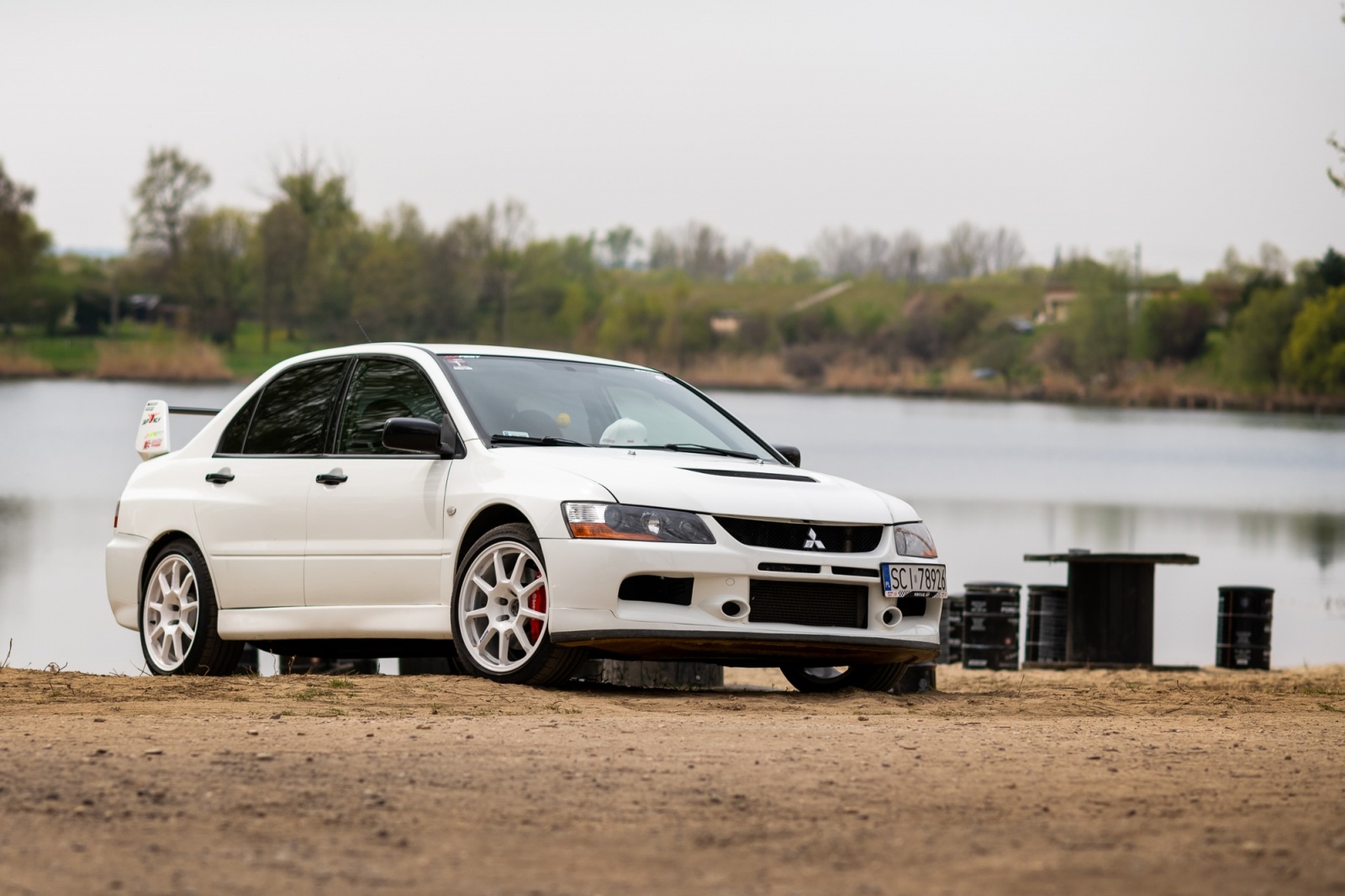 Zdjęcie w galerii na portalu naszwodzislaw.com: Petrol Beach 2022. Auta tuningowe zjechały do Bukowa [FOTO] wiadomości z regionu