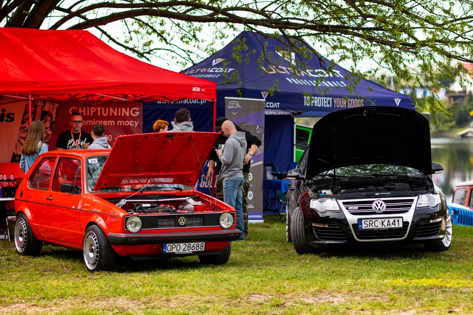 Zdjęcie w galerii na portalu naszwodzislaw.com: Petrol Beach 2022. Auta tuningowe zjechały do Bukowa [FOTO] wiadomości z regionu