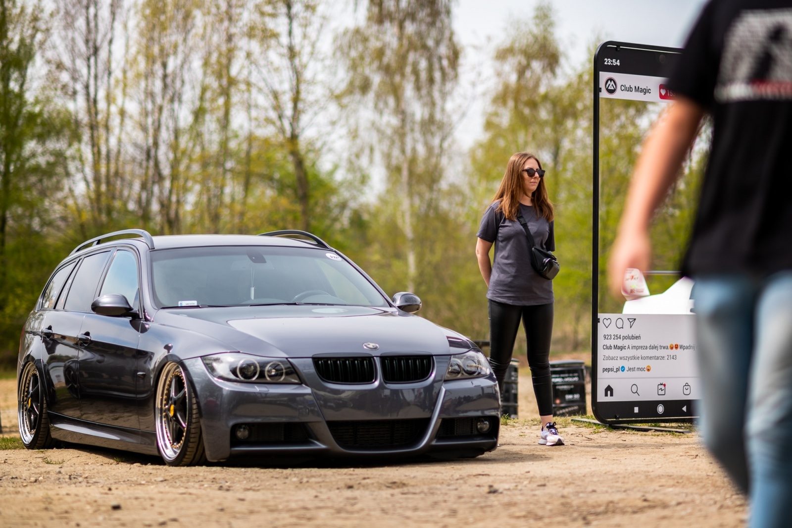 Zdjęcie w galerii na portalu naszwodzislaw.com: Petrol Beach 2022. Auta tuningowe zjechały do Bukowa [FOTO] wiadomości z regionu