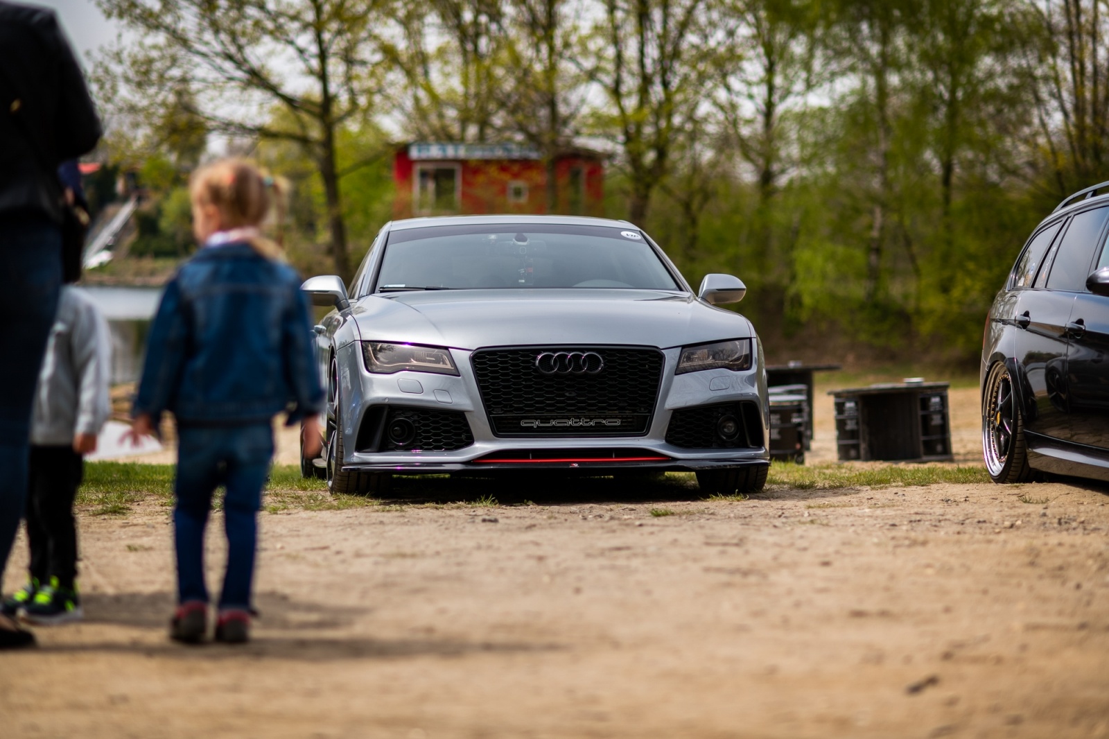 Zdjęcie w galerii na portalu naszwodzislaw.com: Petrol Beach 2022. Auta tuningowe zjechały do Bukowa [FOTO] wiadomości z regionu