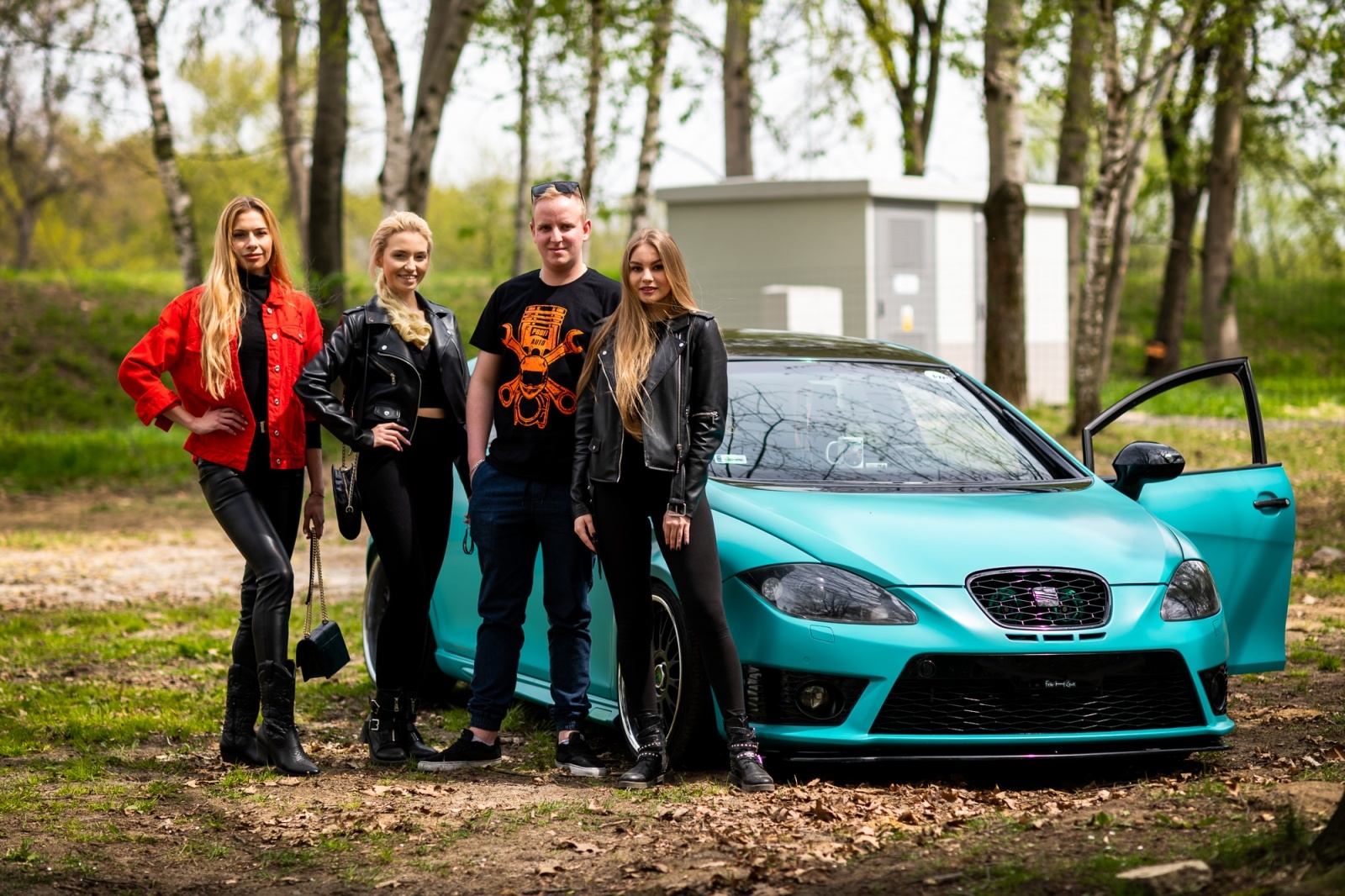 Zdjęcie w galerii na portalu naszwodzislaw.com: Petrol Beach 2022. Auta tuningowe zjechały do Bukowa [FOTO] wiadomości z regionu