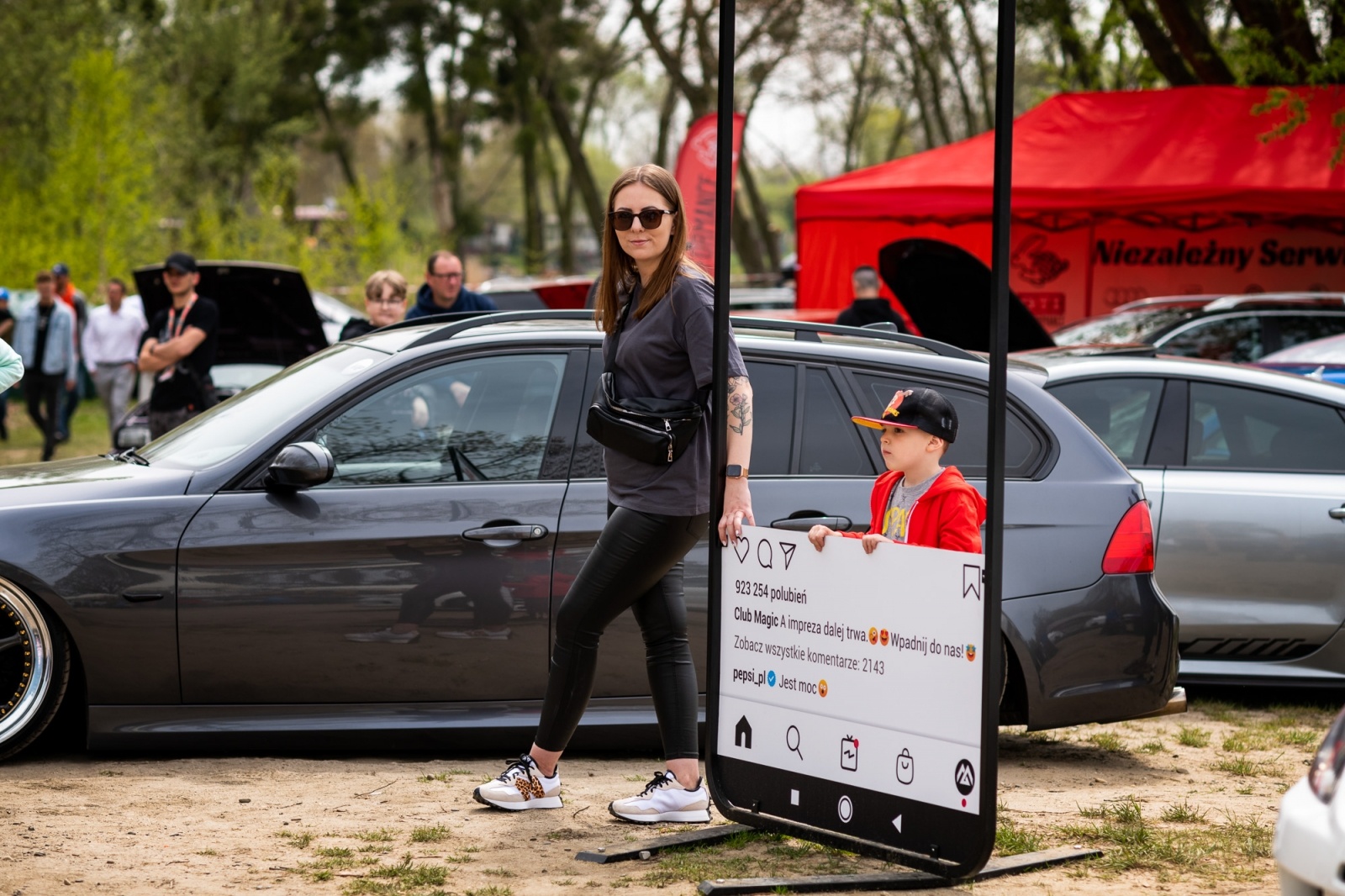 Zdjęcie w galerii na portalu naszwodzislaw.com: Petrol Beach 2022. Auta tuningowe zjechały do Bukowa [FOTO] wiadomości z regionu