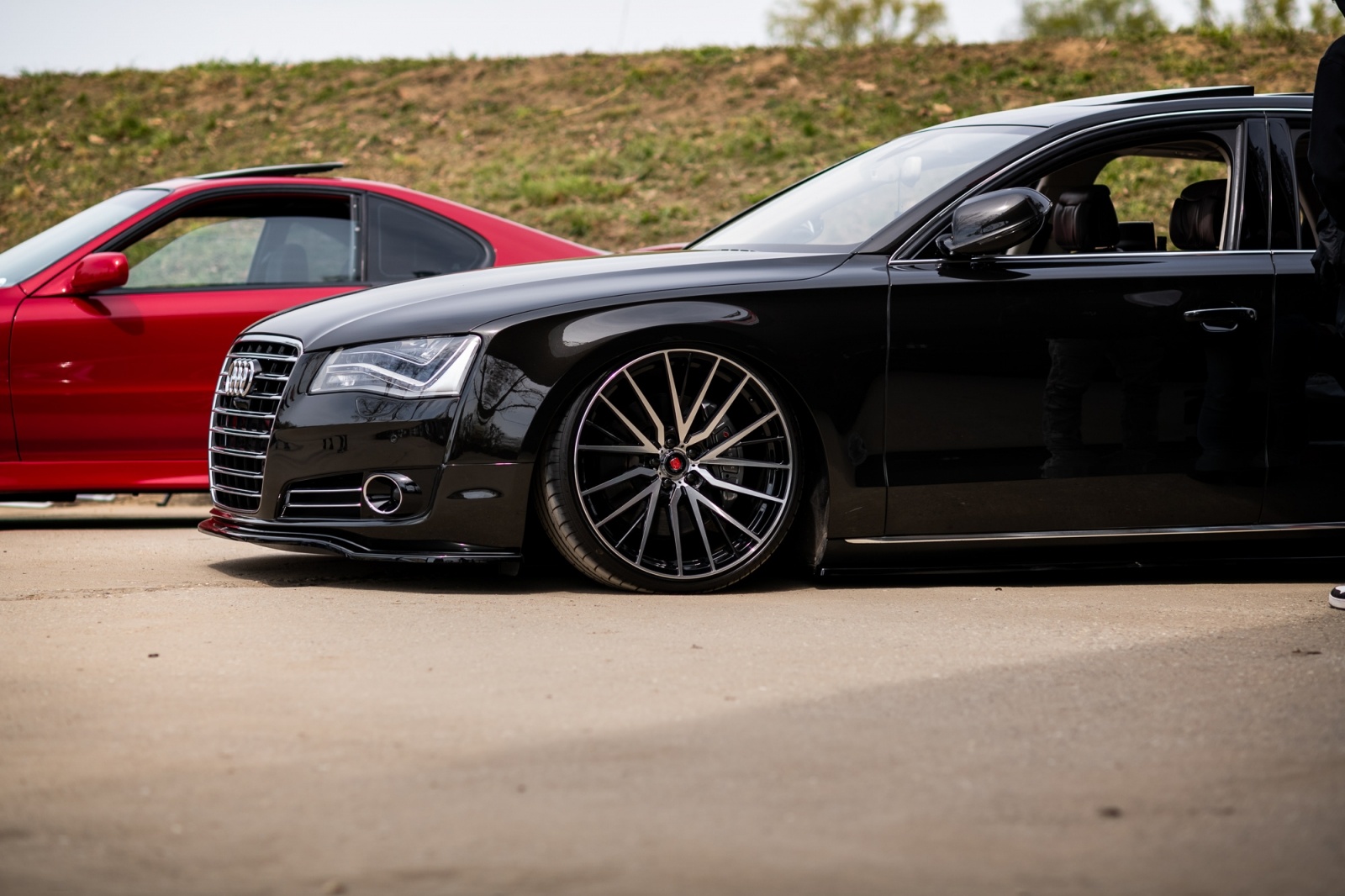 Zdjęcie w galerii na portalu naszwodzislaw.com: Petrol Beach 2022. Auta tuningowe zjechały do Bukowa [FOTO] wiadomości z regionu