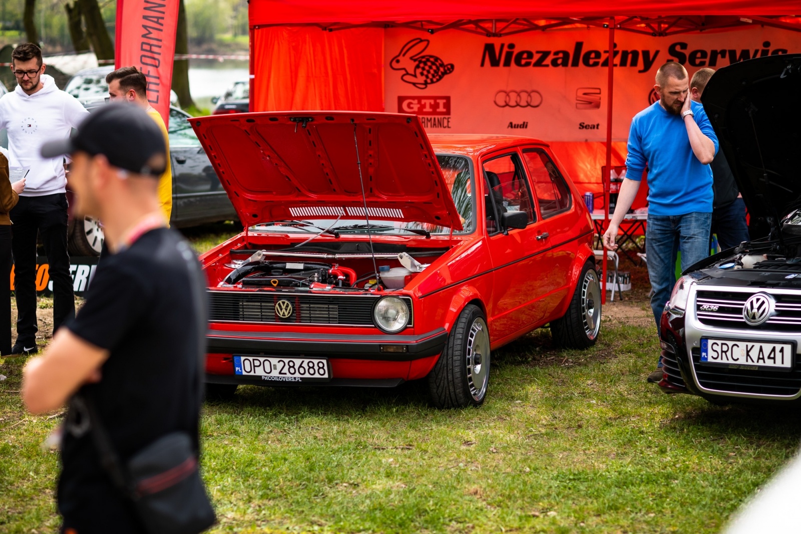 Zdjęcie w galerii na portalu naszwodzislaw.com: Petrol Beach 2022. Auta tuningowe zjechały do Bukowa [FOTO] wiadomości z regionu