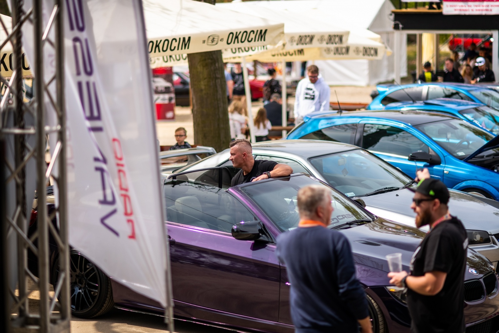 Zdjęcie w galerii na portalu naszwodzislaw.com: Petrol Beach 2022. Auta tuningowe zjechały do Bukowa [FOTO] wiadomości z regionu