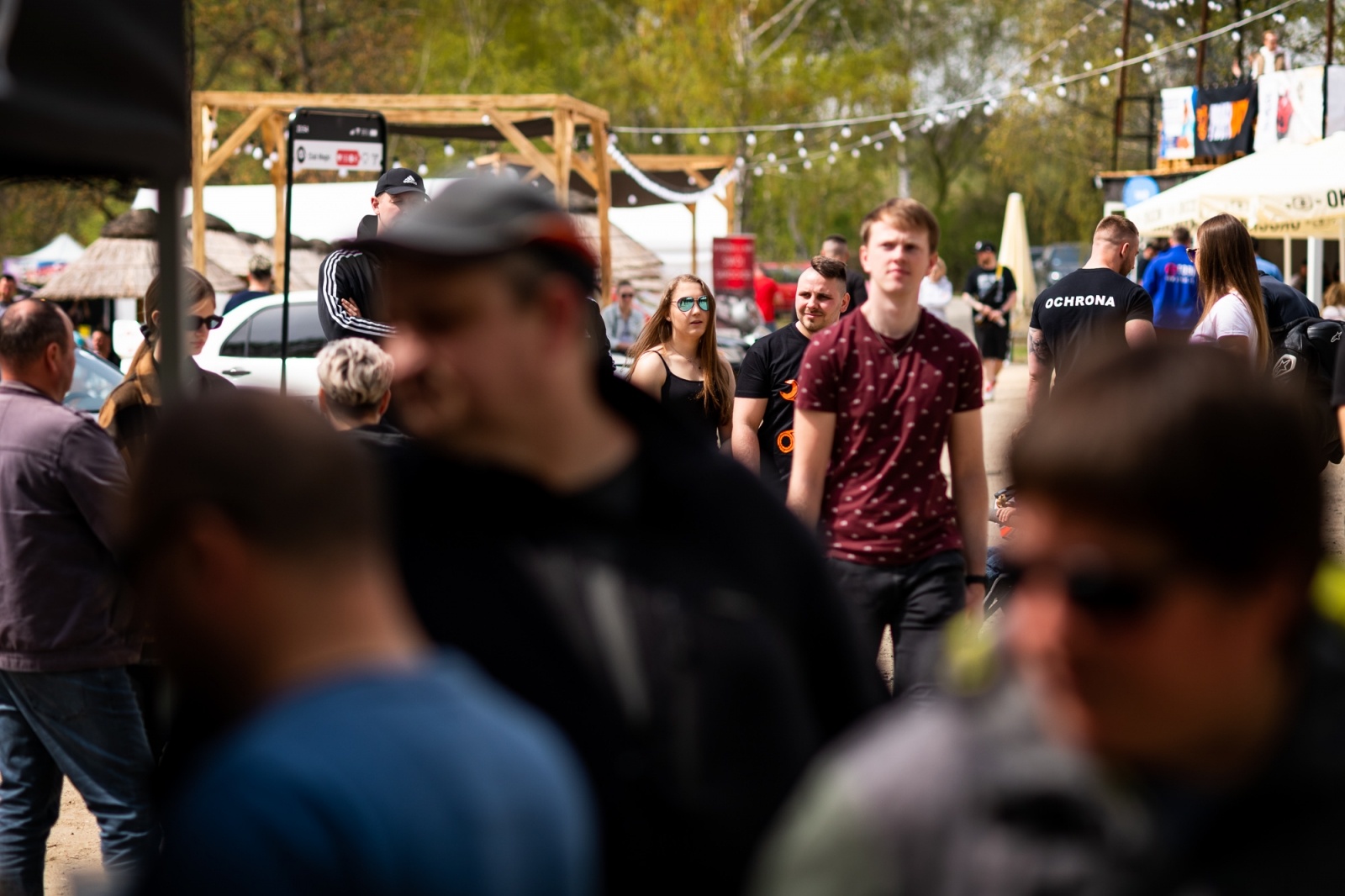 Zdjęcie w galerii na portalu naszwodzislaw.com: Petrol Beach 2022. Auta tuningowe zjechały do Bukowa [FOTO] wiadomości z regionu