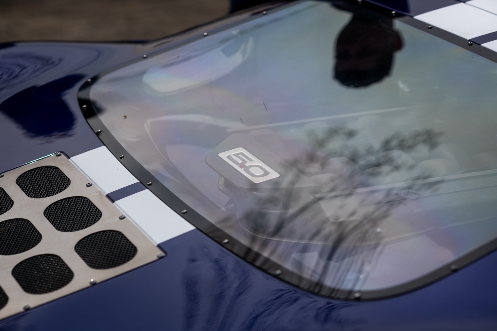 Zdjęcie w galerii na portalu naszwodzislaw.com: Petrol Beach 2022. Auta tuningowe zjechały do Bukowa [FOTO] wiadomości z regionu