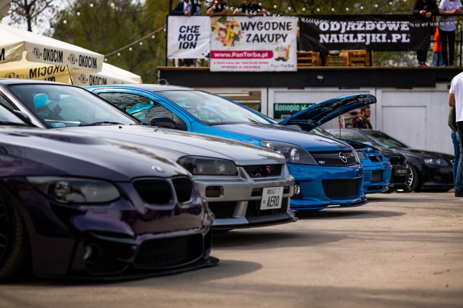 Zdjęcie w galerii na portalu naszwodzislaw.com: Petrol Beach 2022. Auta tuningowe zjechały do Bukowa [FOTO] wiadomości z regionu