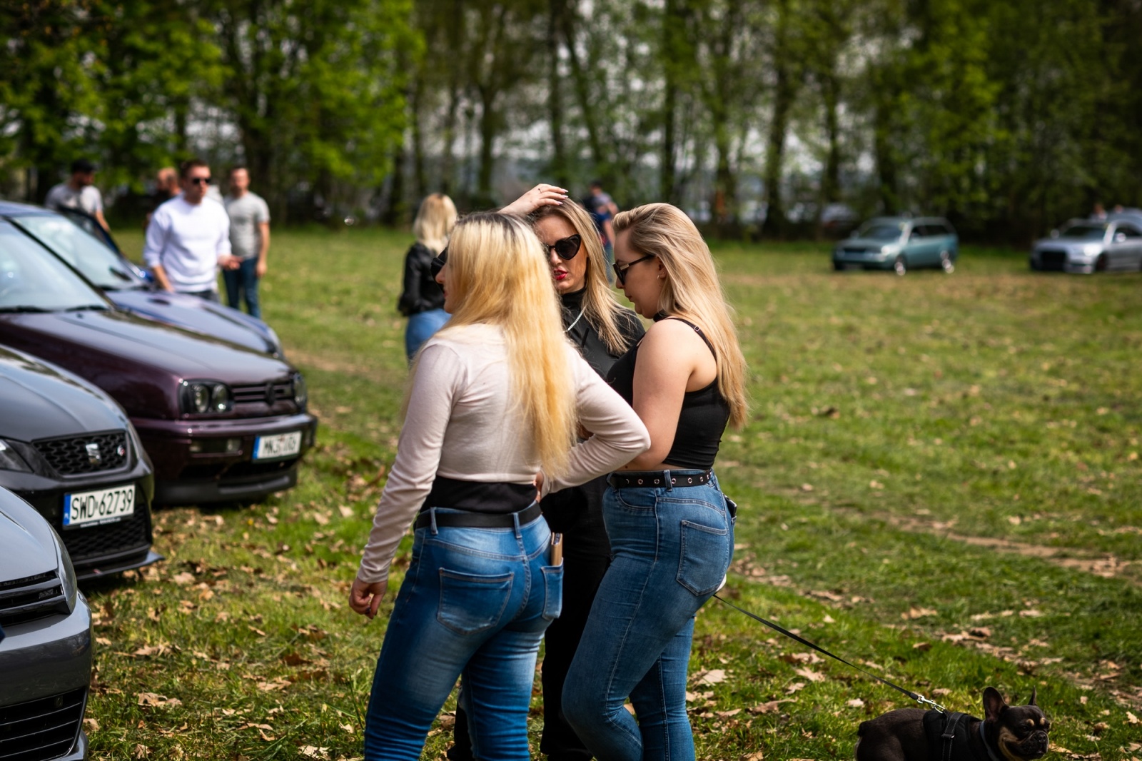 Zdjęcie w galerii na portalu naszwodzislaw.com: Petrol Beach 2022. Auta tuningowe zjechały do Bukowa [FOTO] wiadomości z regionu